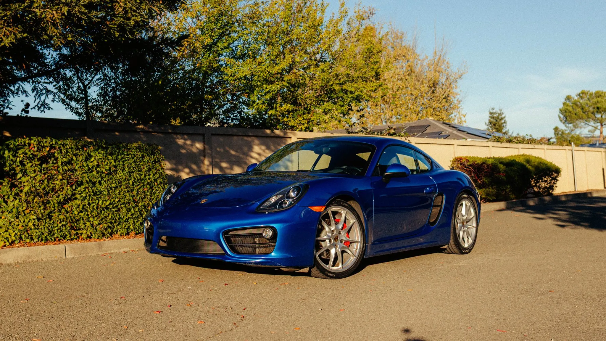 Load larger image of 2015 Porsche Cayman S - Stuttcars Classified