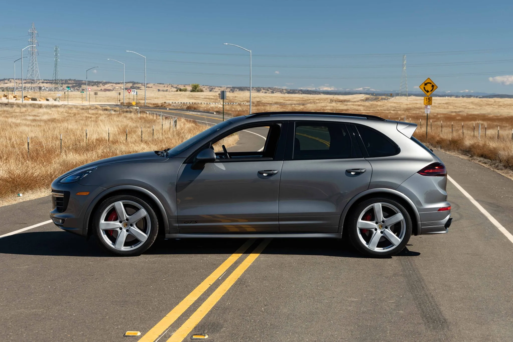 Load larger image of 2017 Porsche Cayenne GTS - Stuttcars Classified