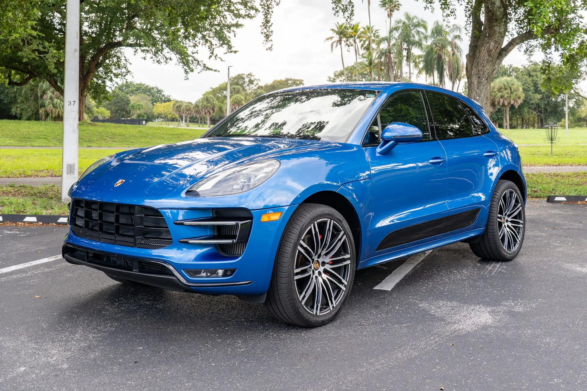 Load larger image of 2017 Porsche Macan Turbo - Stuttcars Classified
