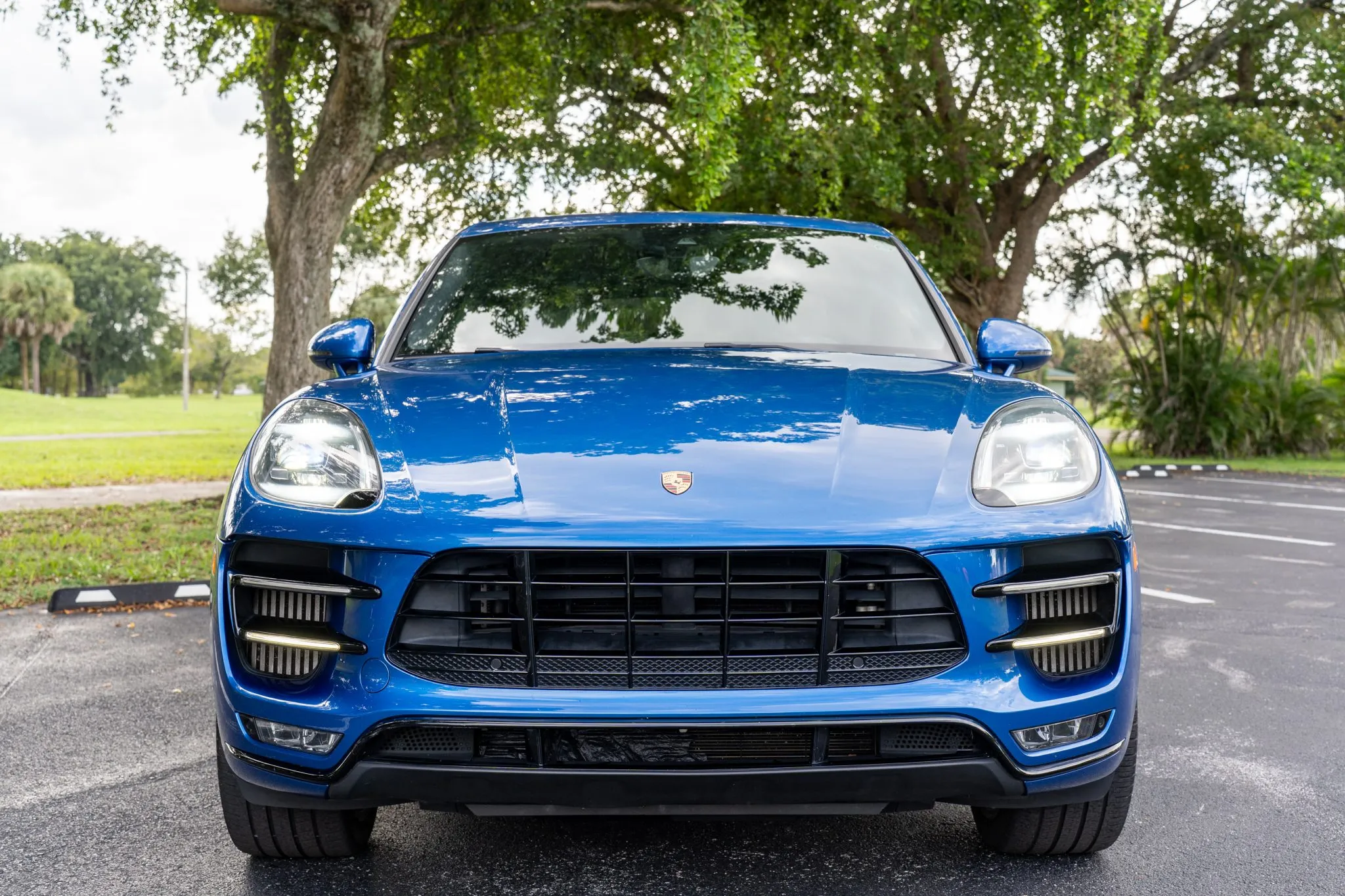 Load larger image of 2017 Porsche Macan Turbo - Stuttcars Classified