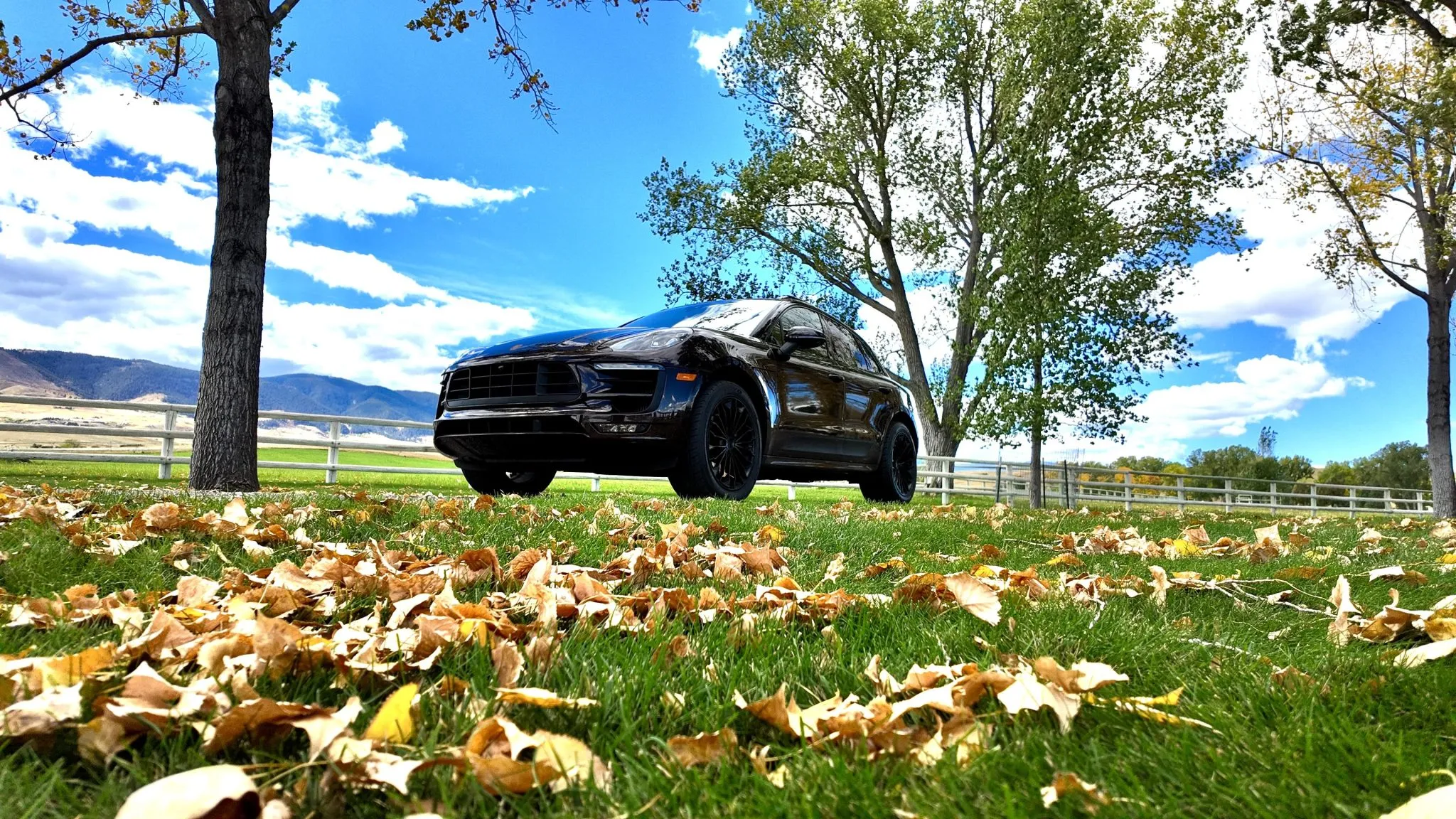 Load larger image of 2017 Porsche Macan GTS - Stuttcars Classified