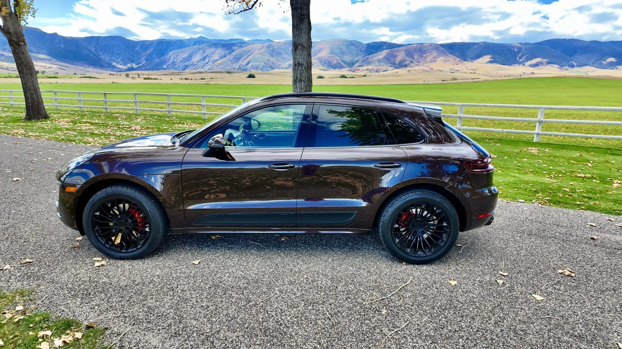 Load larger image of 2017 Porsche Macan GTS - Stuttcars Classified