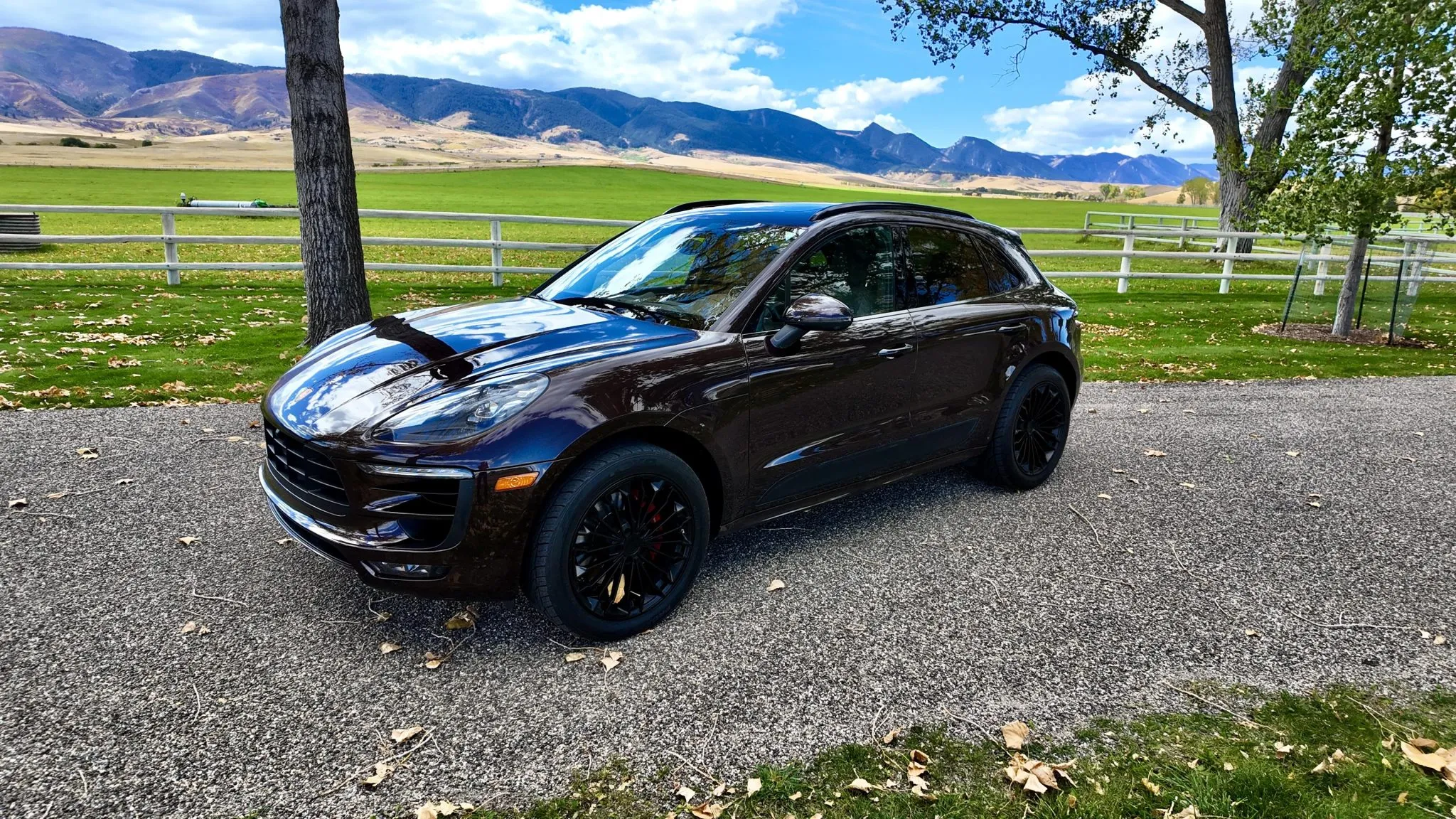 Load larger image of 2017 Porsche Macan GTS - Stuttcars Classified