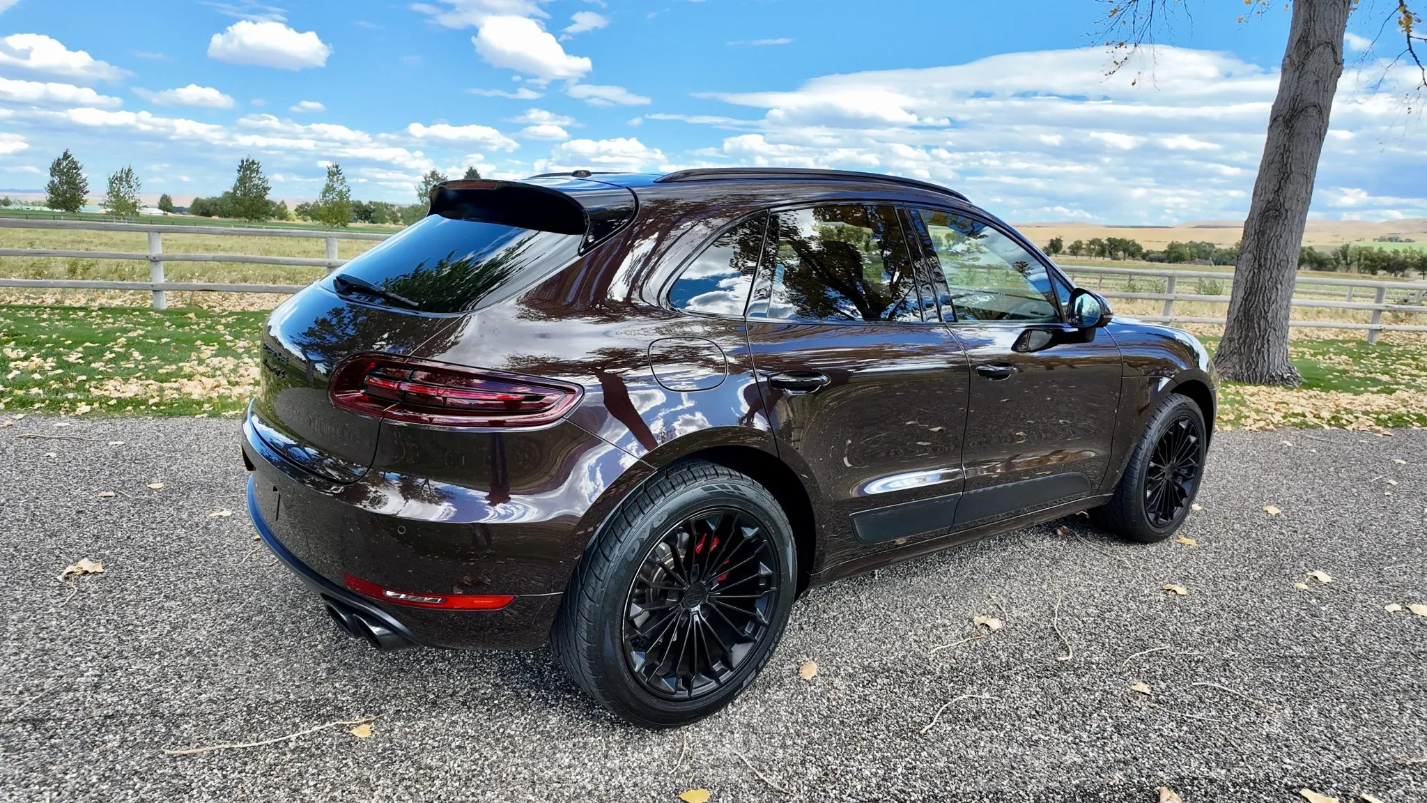 Load larger image of 2017 Porsche Macan GTS - Stuttcars Classified