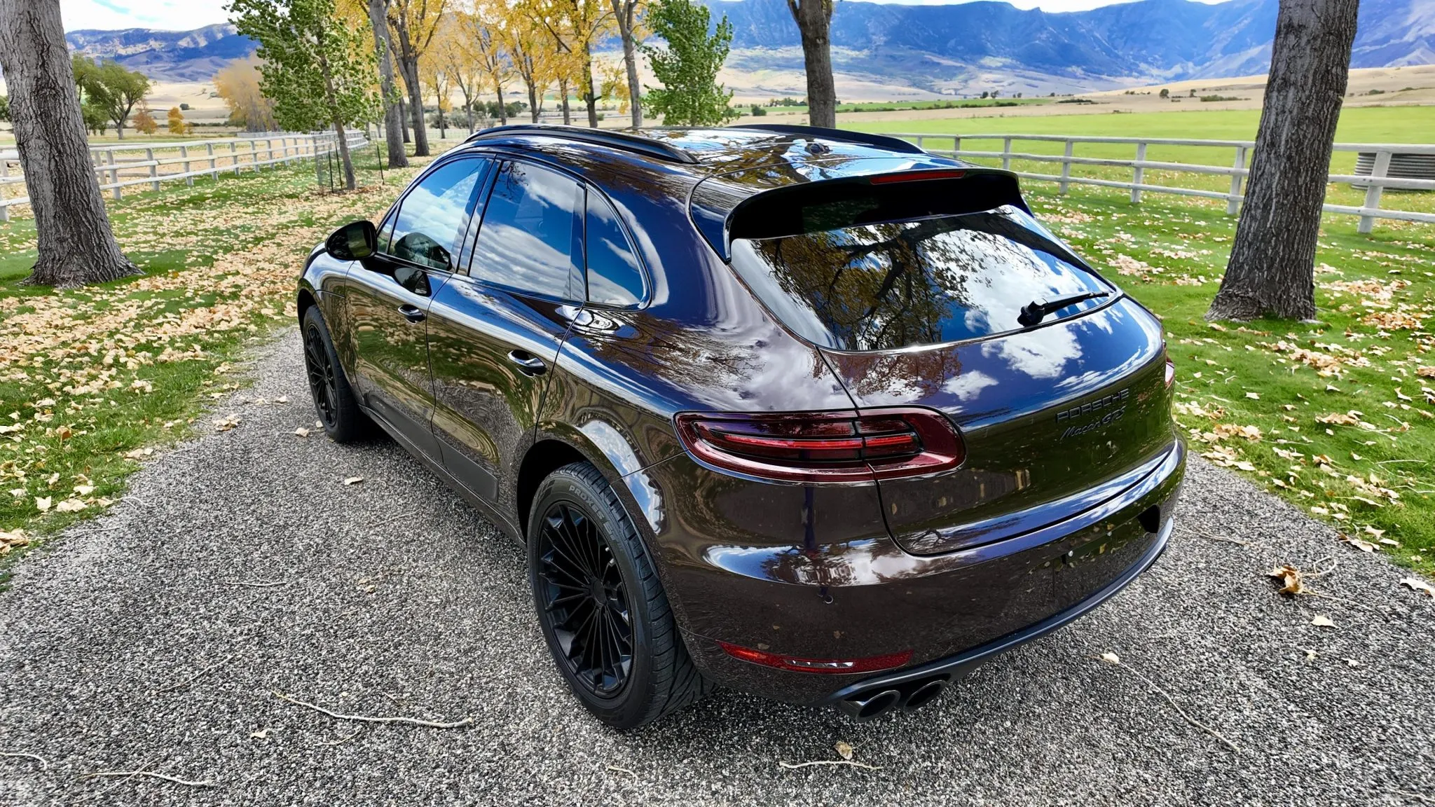 Load larger image of 2017 Porsche Macan GTS - Stuttcars Classified