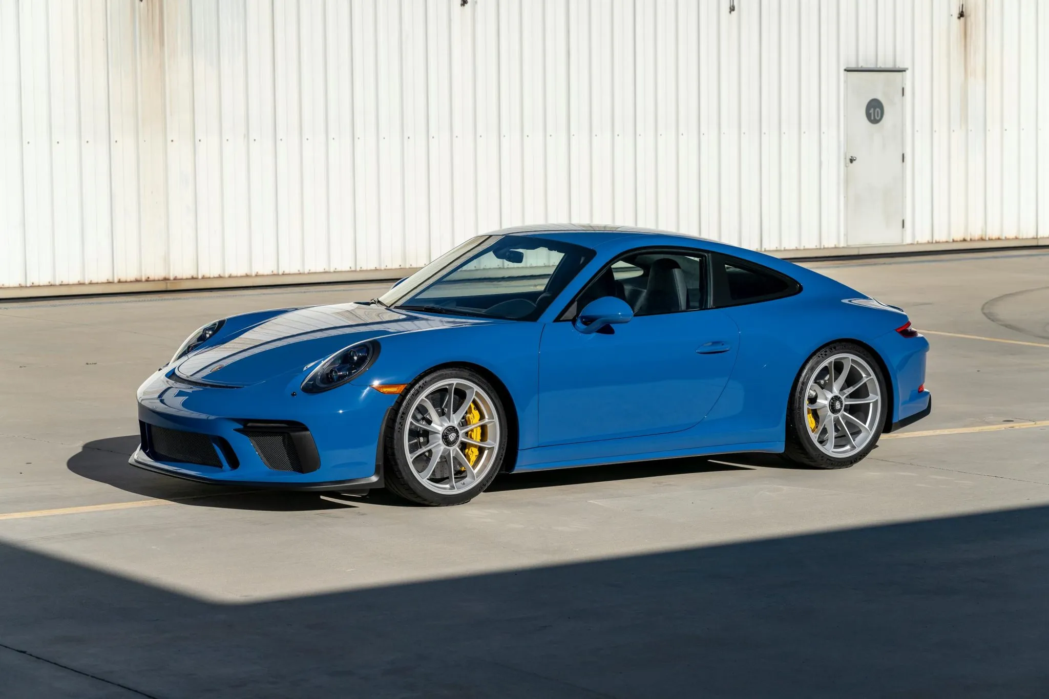 Load larger image of 2018 Porsche 911 GT3 Touring - Stuttcars Classified
