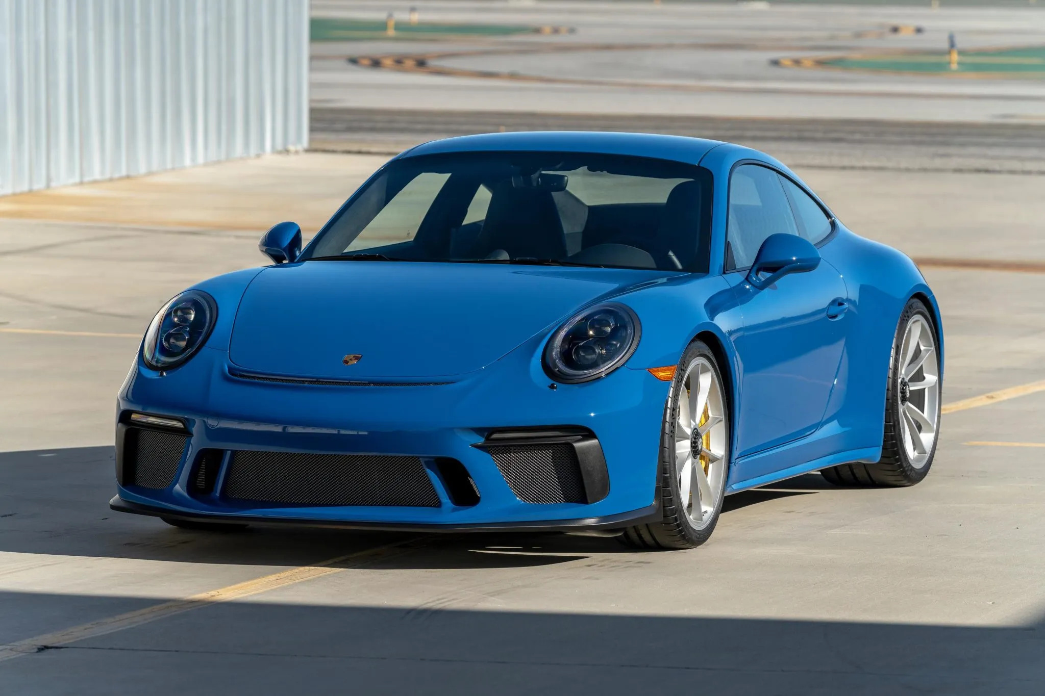 Load larger image of 2018 Porsche 911 GT3 Touring - Stuttcars Classified