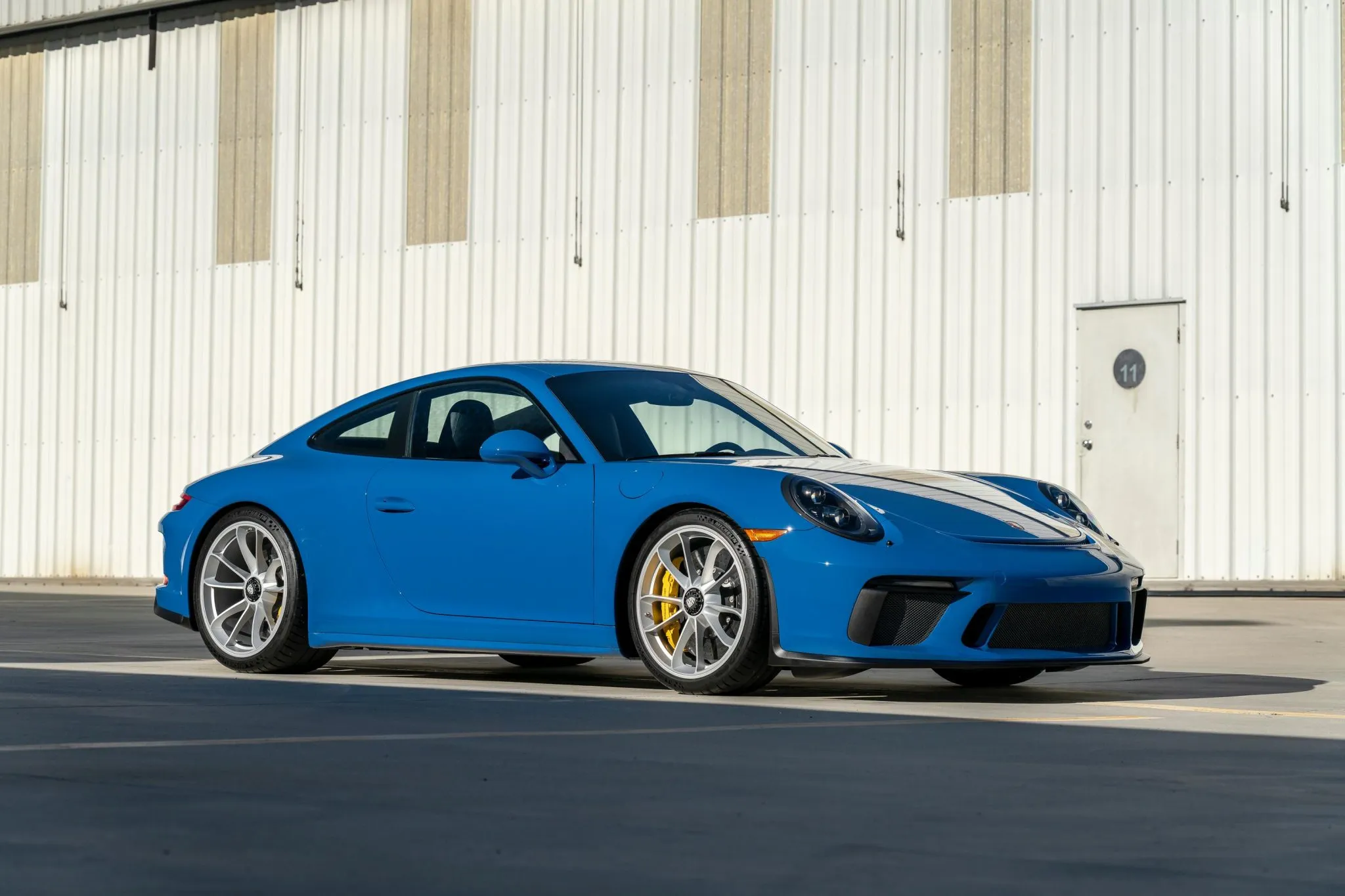 Load larger image of 2018 Porsche 911 GT3 Touring - Stuttcars Classified