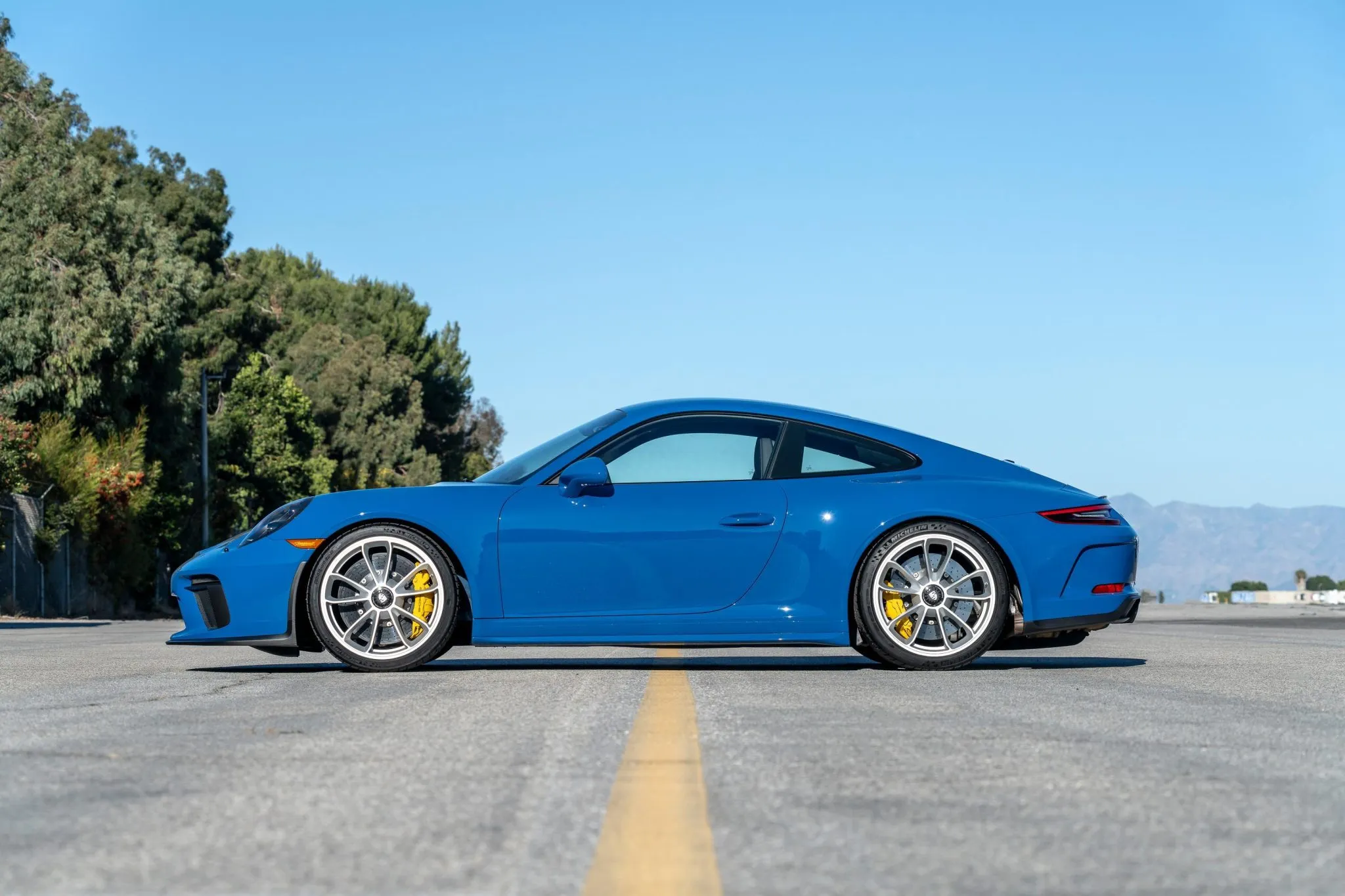 Load larger image of 2018 Porsche 911 GT3 Touring - Stuttcars Classified