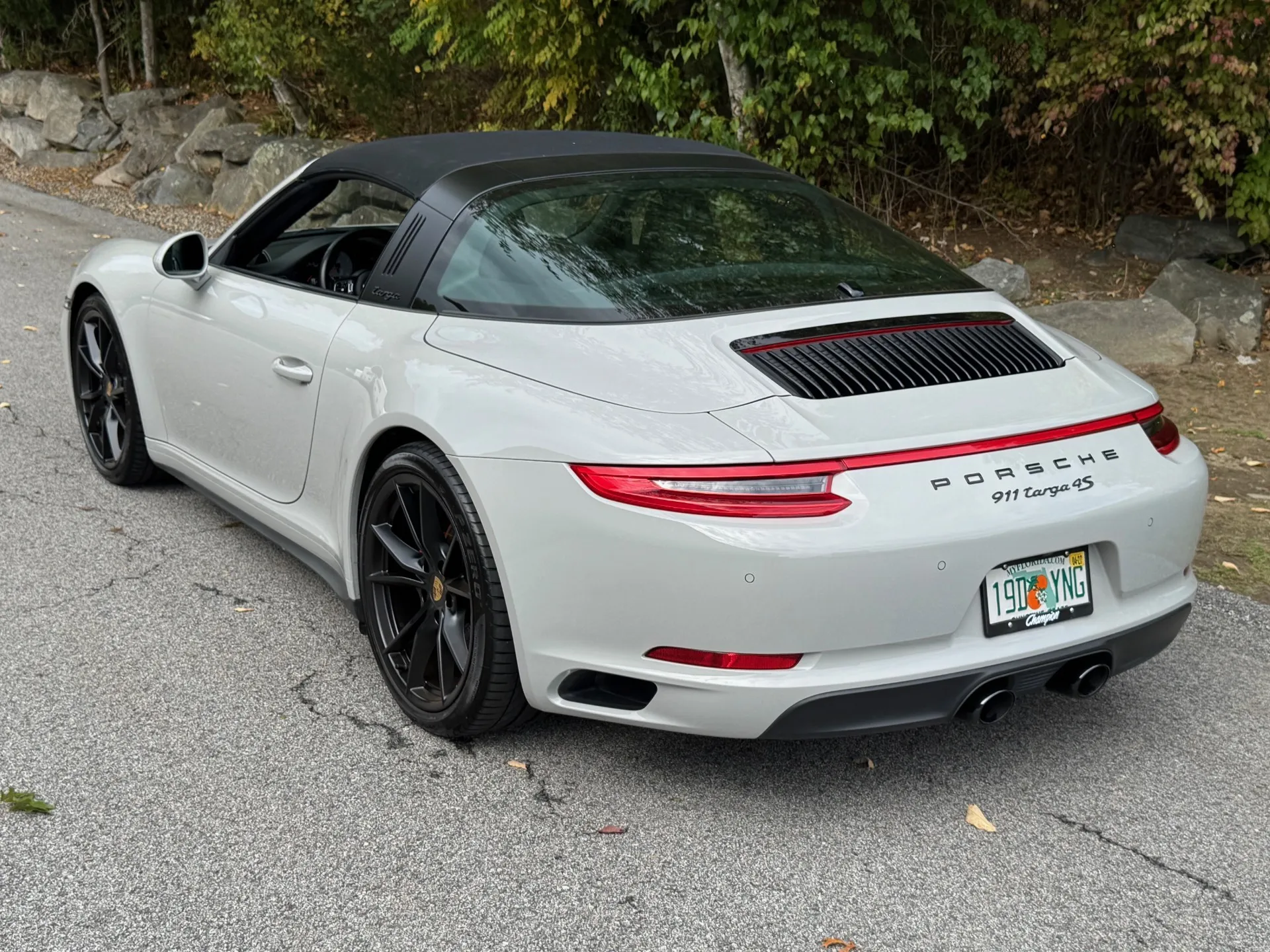 Load larger image of 2018 Porsche 911 Targa 4S - Stuttcars Classified