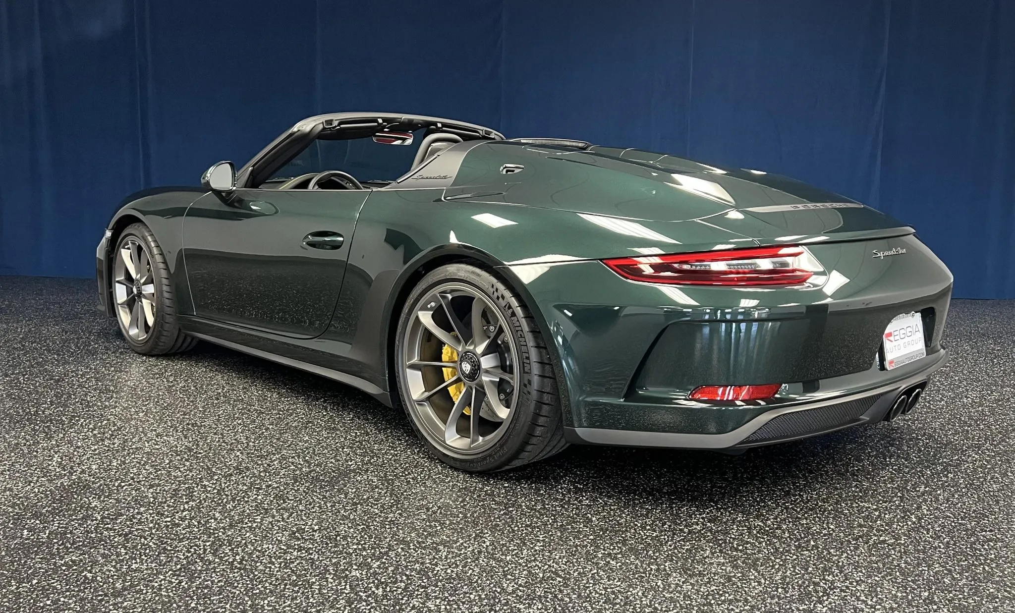 Load larger image of Forest Green Metallic 2019 Porsche 911 Speedster - Stuttcars Classified