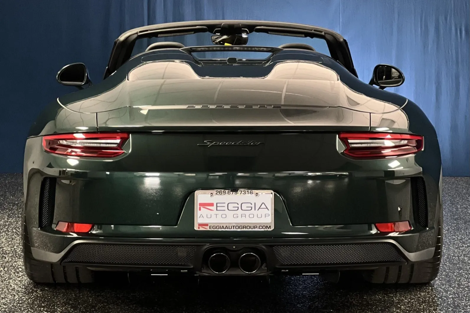 Load larger image of Forest Green Metallic 2019 Porsche 911 Speedster - Stuttcars Classified