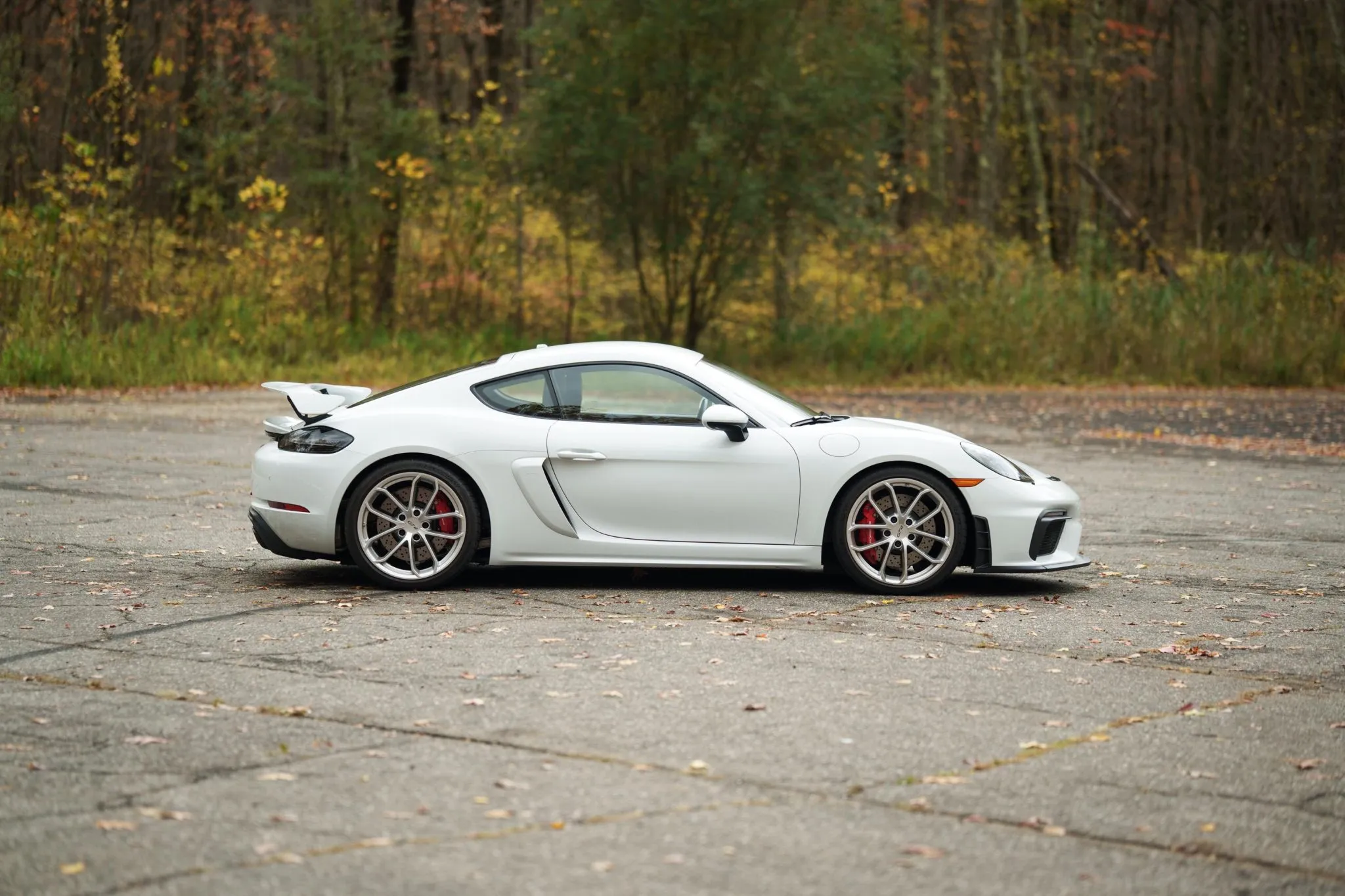 Load larger image of 2022 Porsche 718 Cayman GT4 - Stuttcars Classified