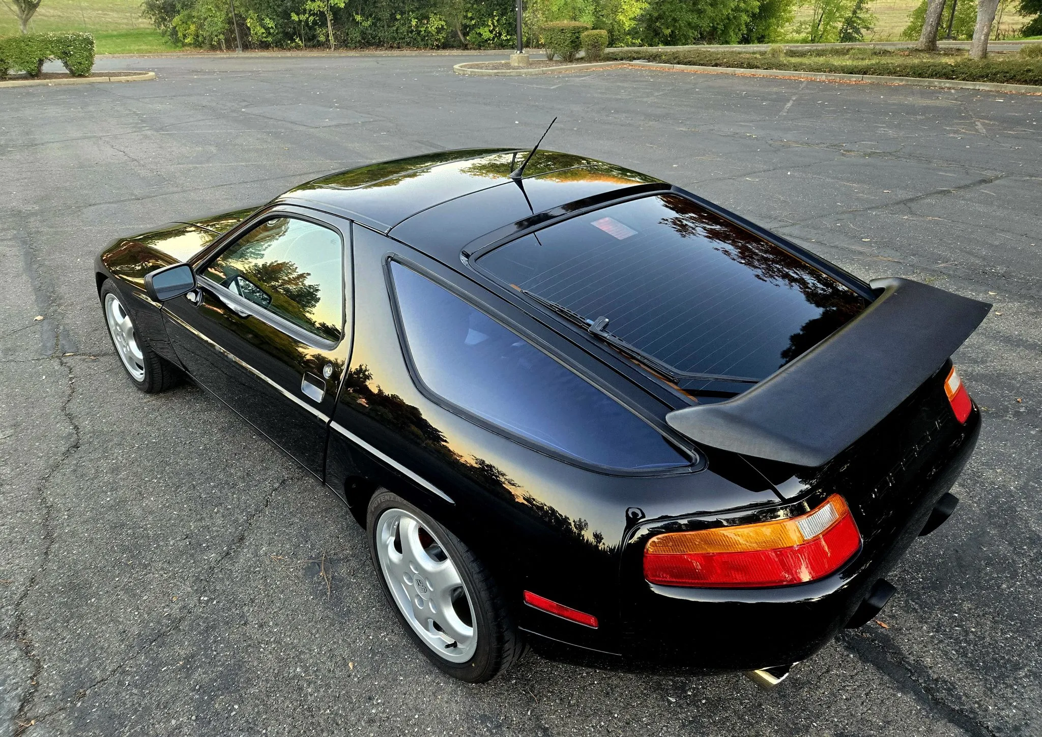 Load larger image of 1990 Porsche 928 S4 - Stuttcars Classified