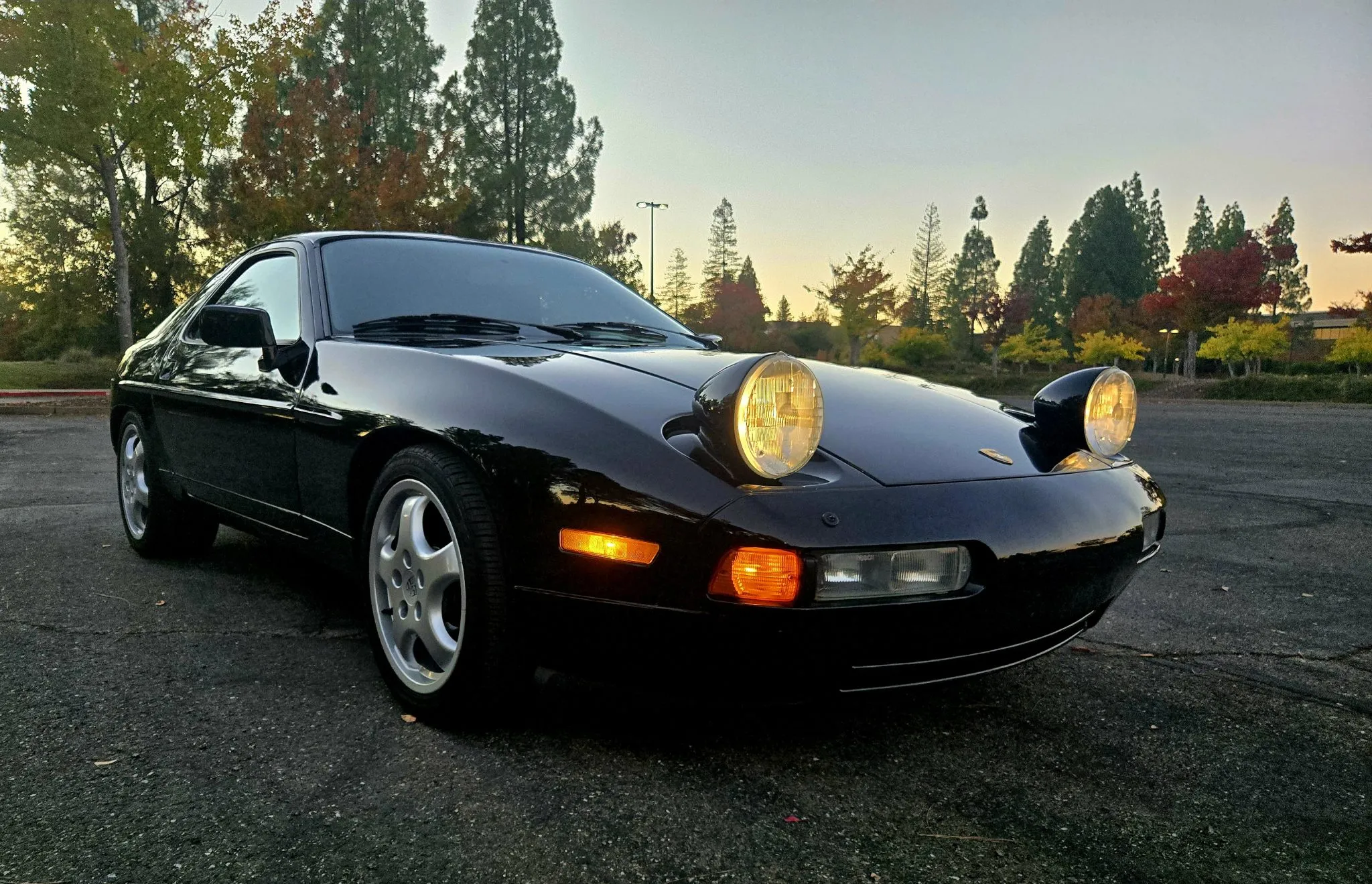 Load larger image of 1990 Porsche 928 S4 - Stuttcars Classified