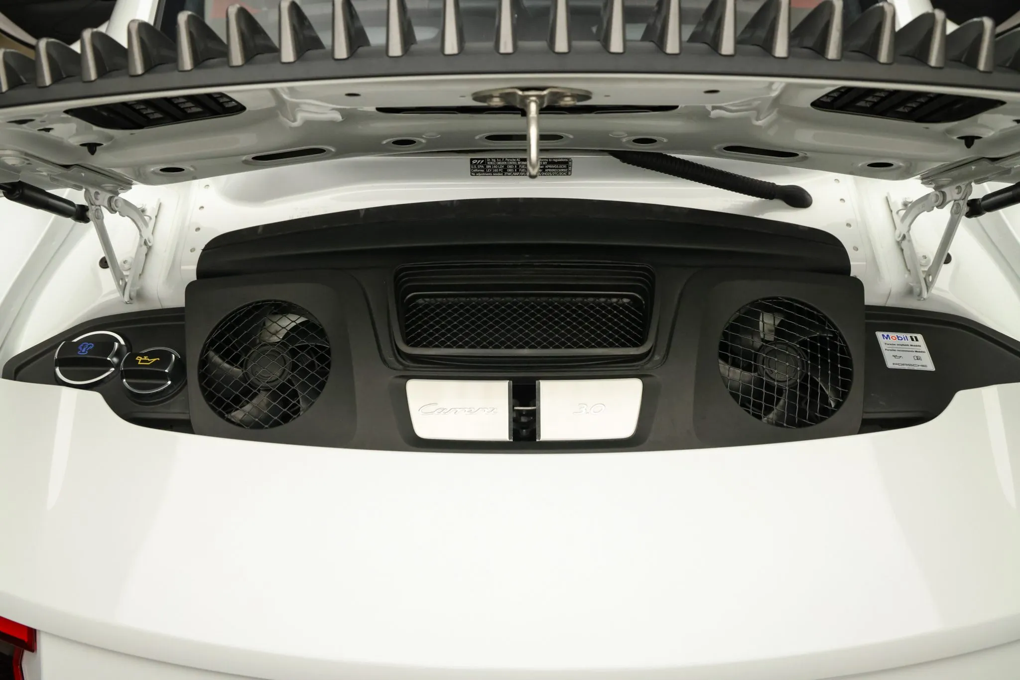 Load larger image of 2019 Porsche 911 Carrera T - Stuttcars Classified