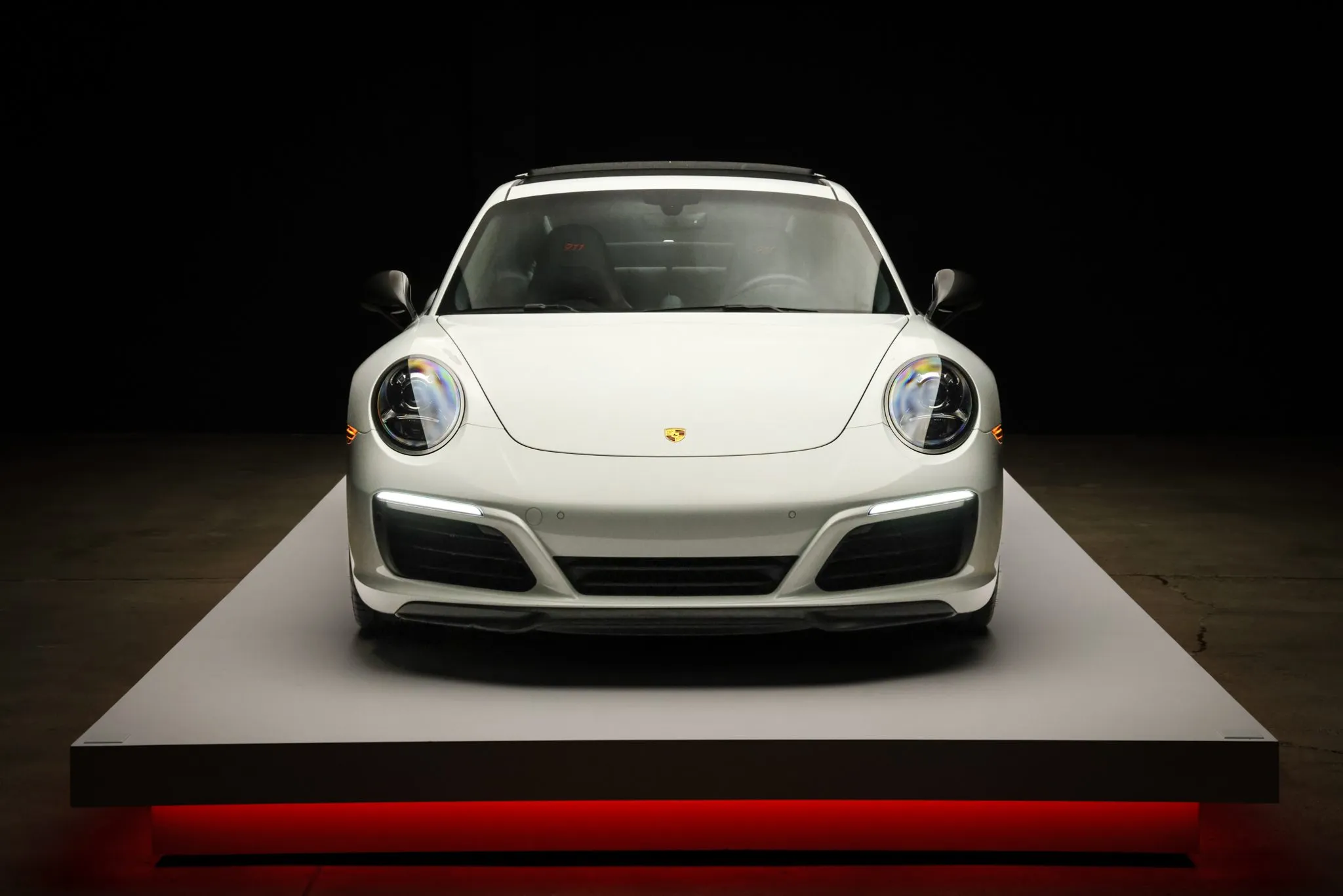 Load larger image of 2019 Porsche 911 Carrera T - Stuttcars Classified