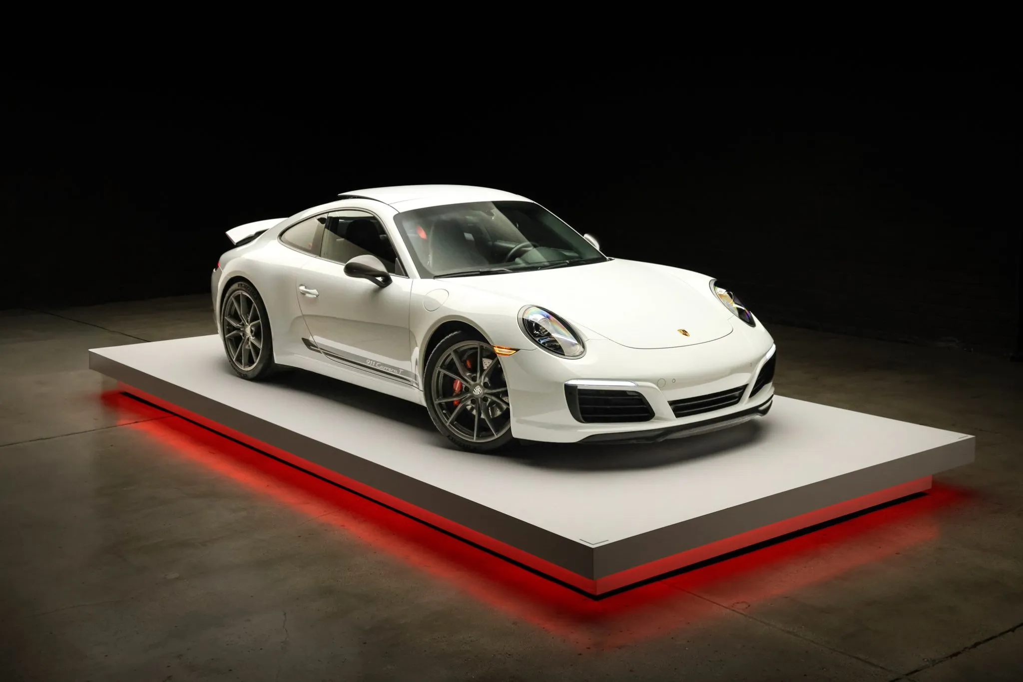 Load larger image of 2019 Porsche 911 Carrera T - Stuttcars Classified