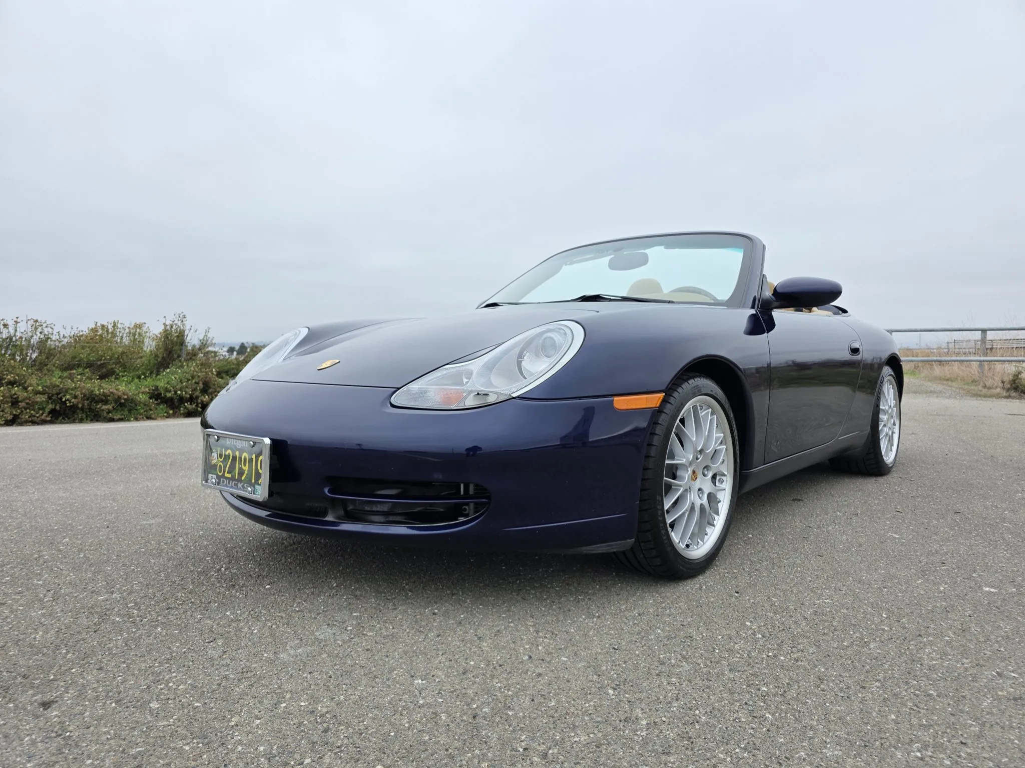 Load larger image of 2001 Porsche 911 Carrera 4 Cabriolet - Stuttcars Classified