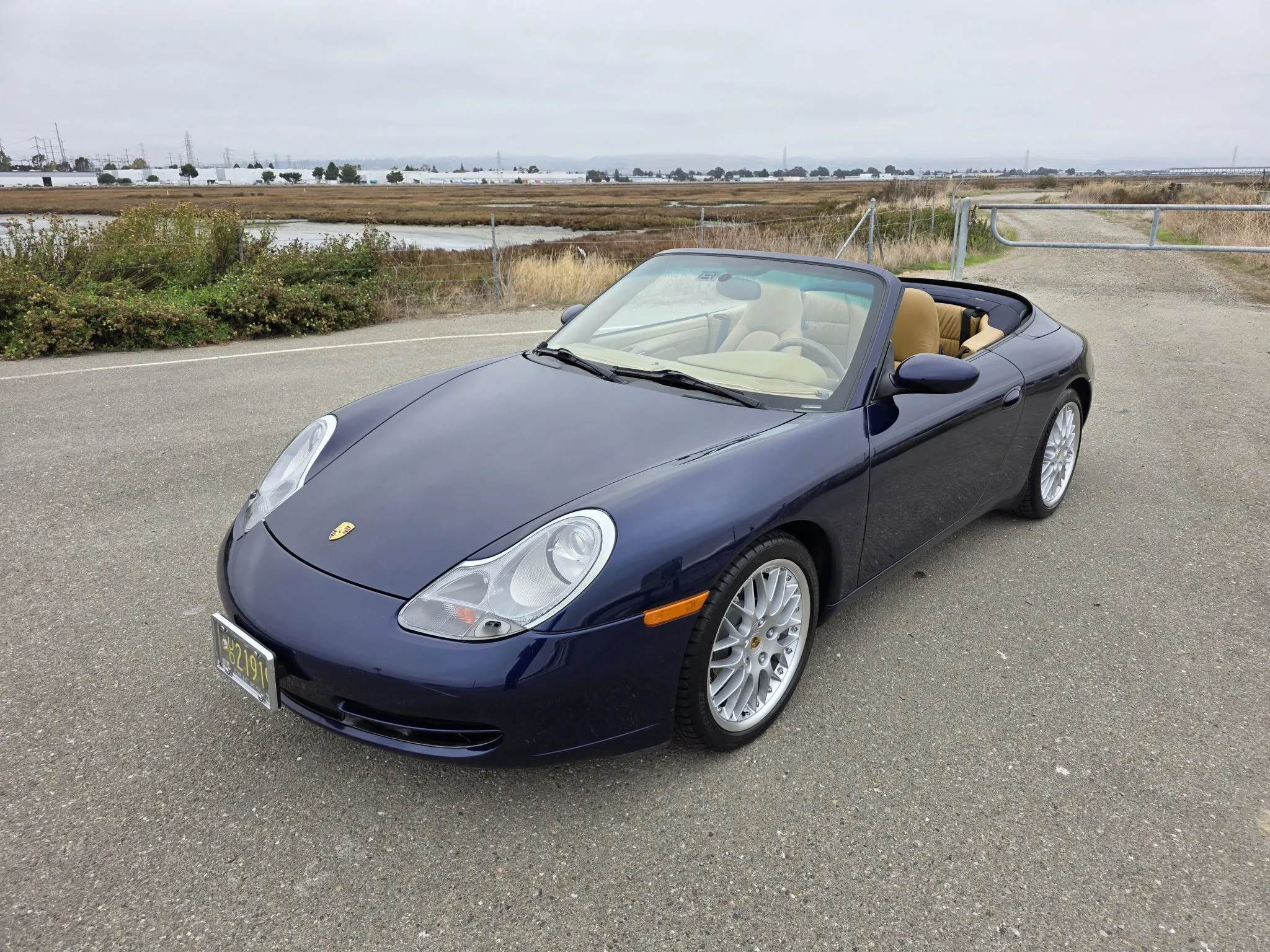 Load larger image of 2001 Porsche 911 Carrera 4 Cabriolet - Stuttcars Classified