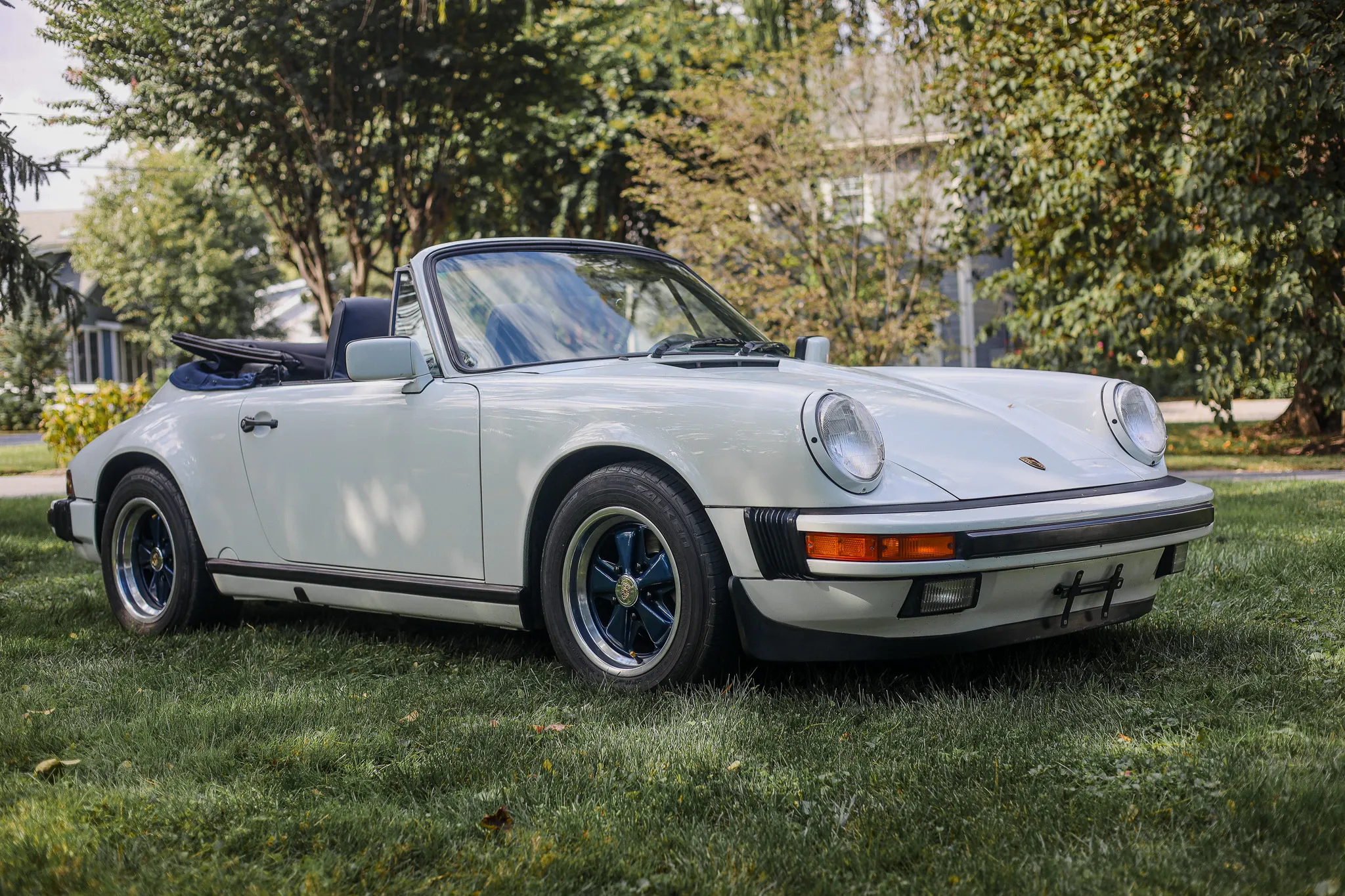 Load larger image of 1987 Porsche 911 Carrera Cabriolet G50 - Stuttcars Classified