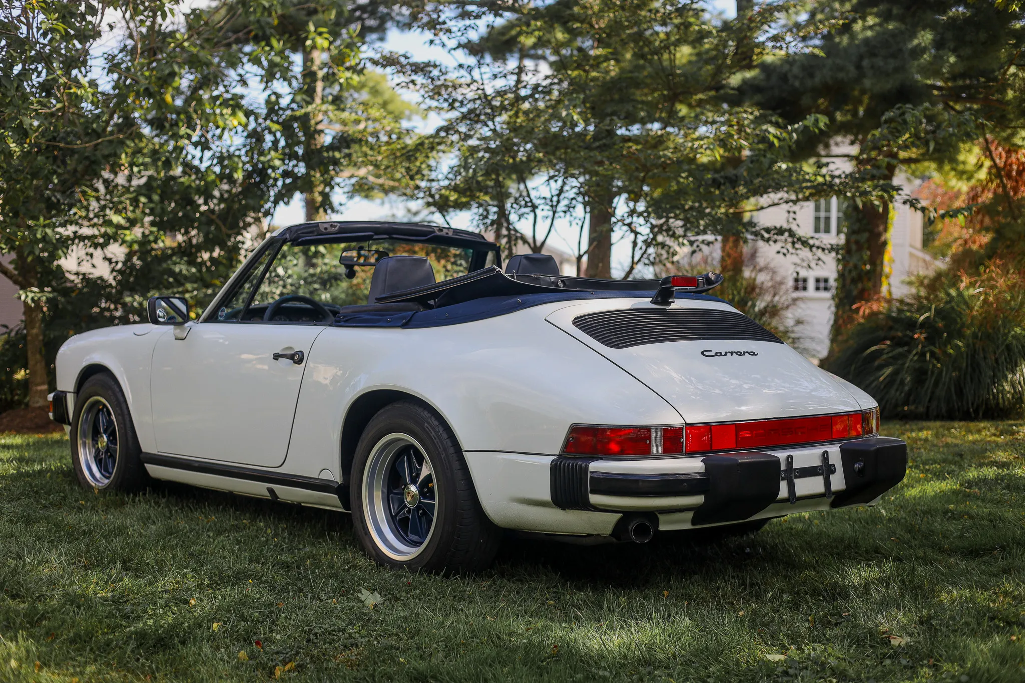 Load larger image of 1987 Porsche 911 Carrera Cabriolet G50 - Stuttcars Classified