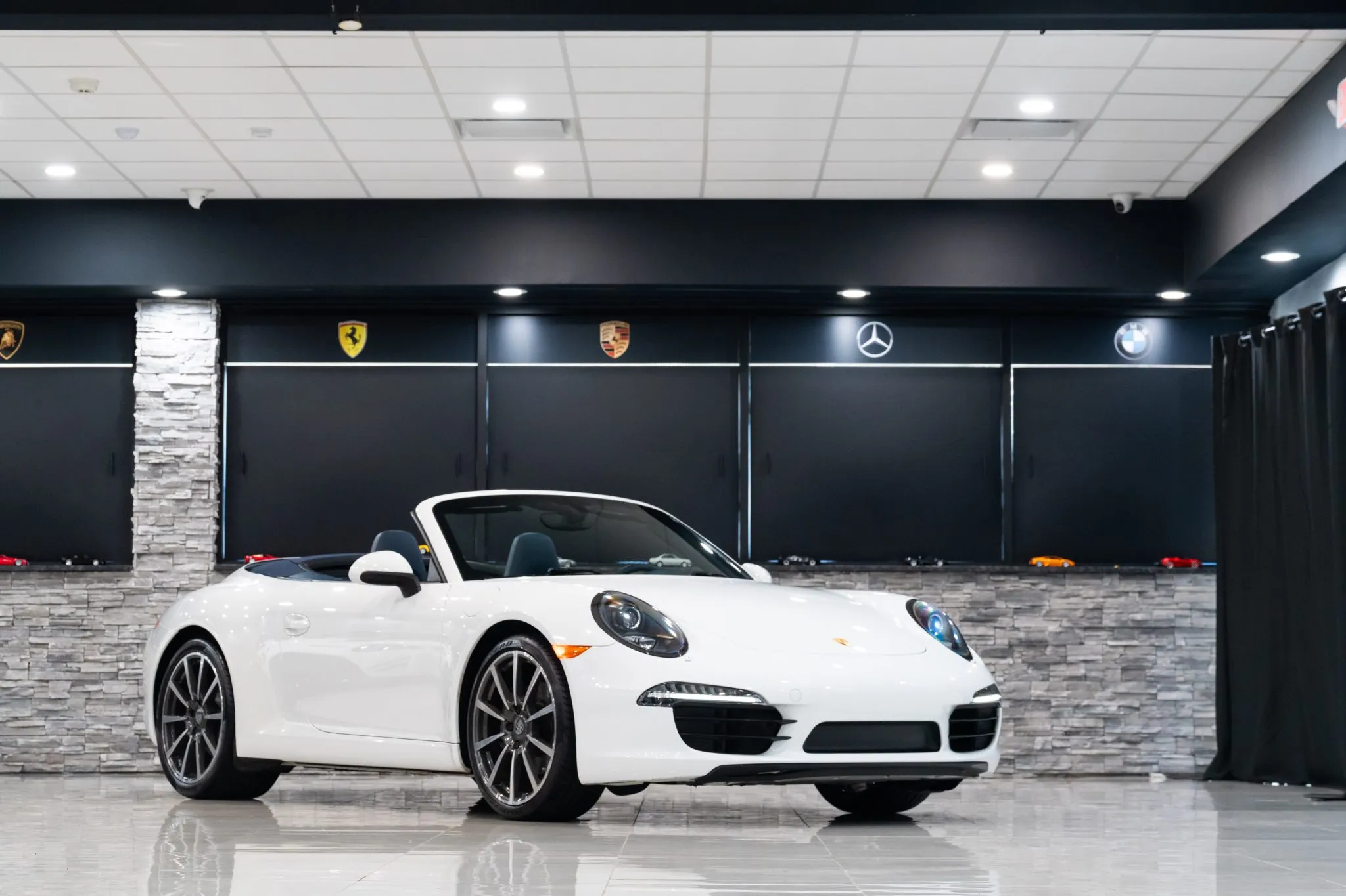 Load larger image of 2014 Porsche 911 Carrera Cabriolet - Stuttcars Classified