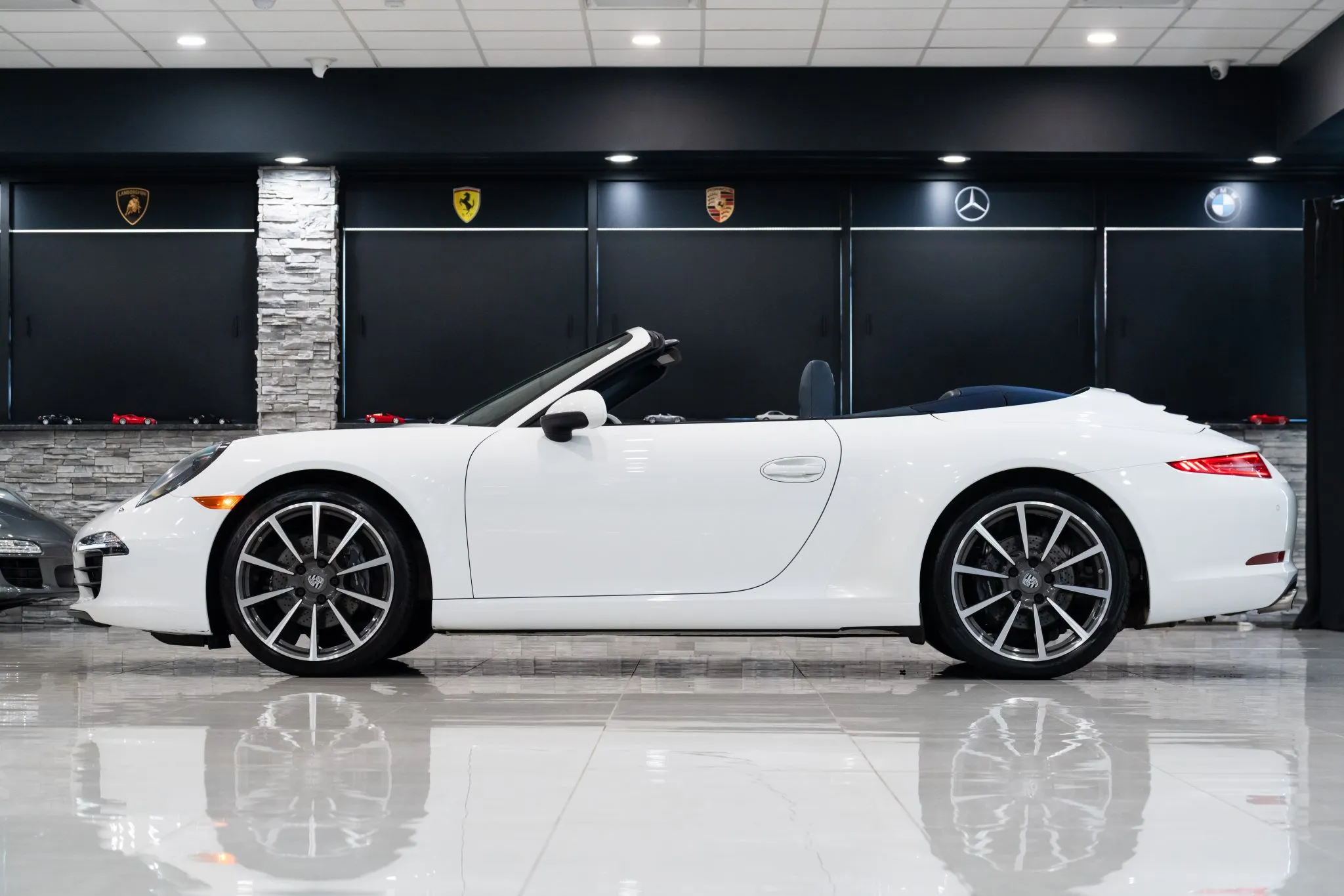 Load larger image of 2014 Porsche 911 Carrera Cabriolet - Stuttcars Classified