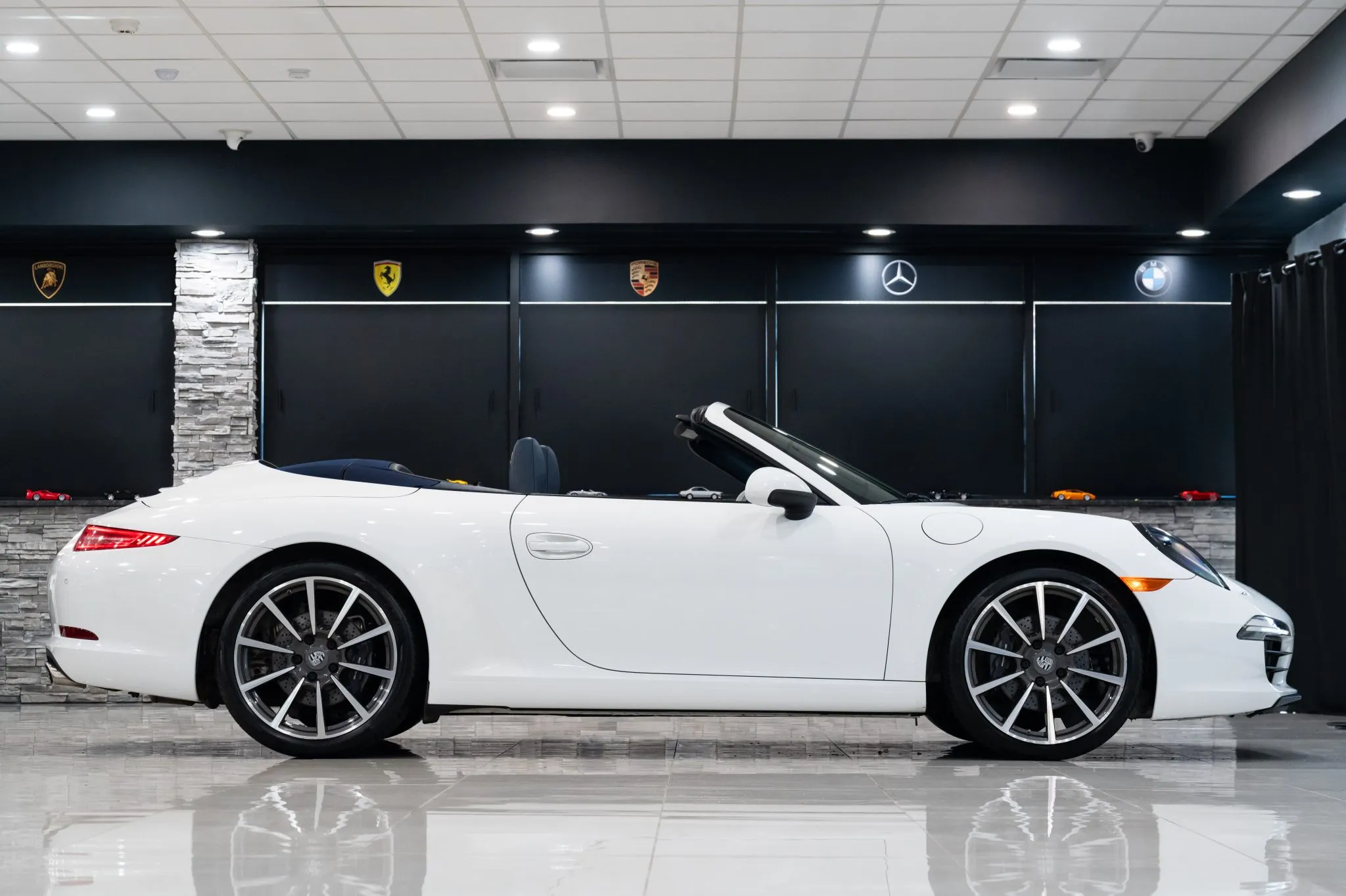 Load larger image of 2014 Porsche 911 Carrera Cabriolet - Stuttcars Classified