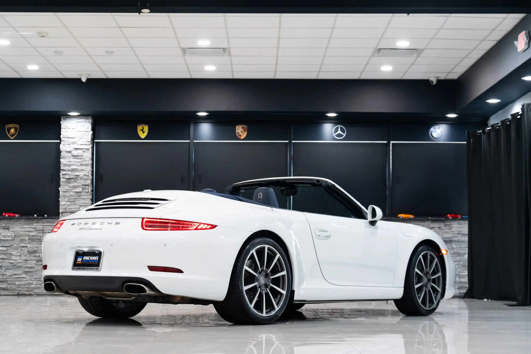 Load larger image of 2014 Porsche 911 Carrera Cabriolet - Stuttcars Classified