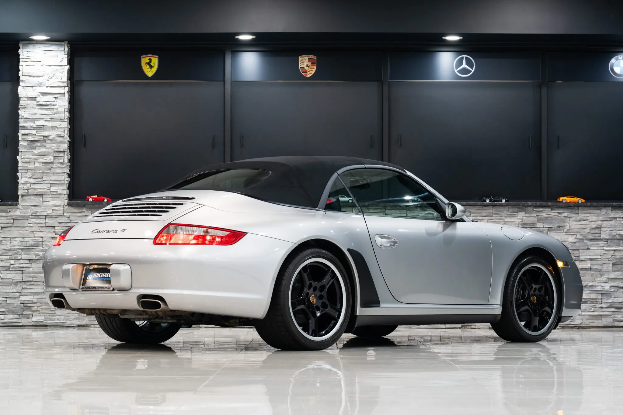 Load larger image of 2007 Porsche 911 Carrera 4 Cabriolet - Stuttcars Classified