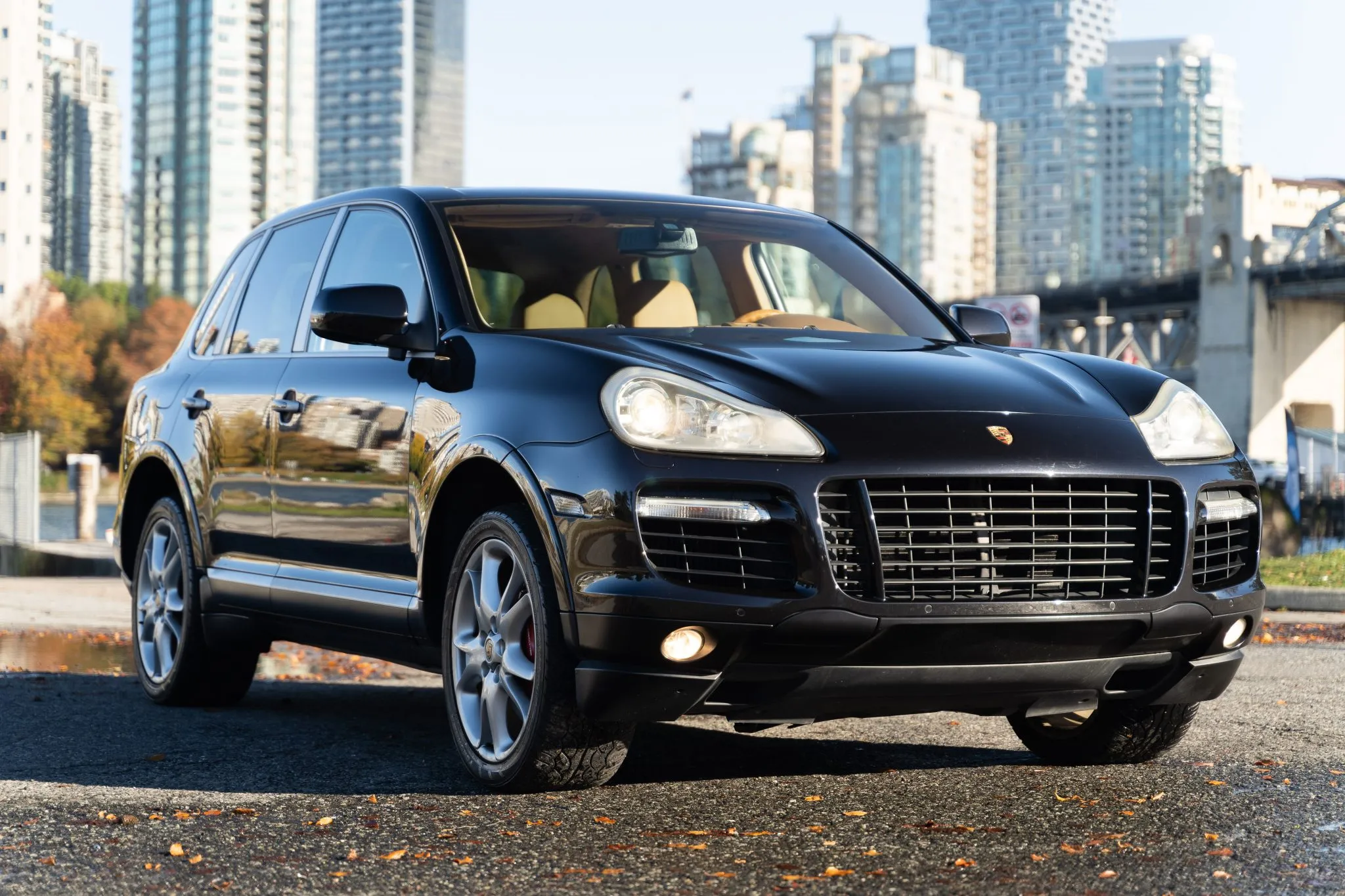 Load larger image of Euro 2008 Porsche Cayenne Turbo - Stuttcars Classified