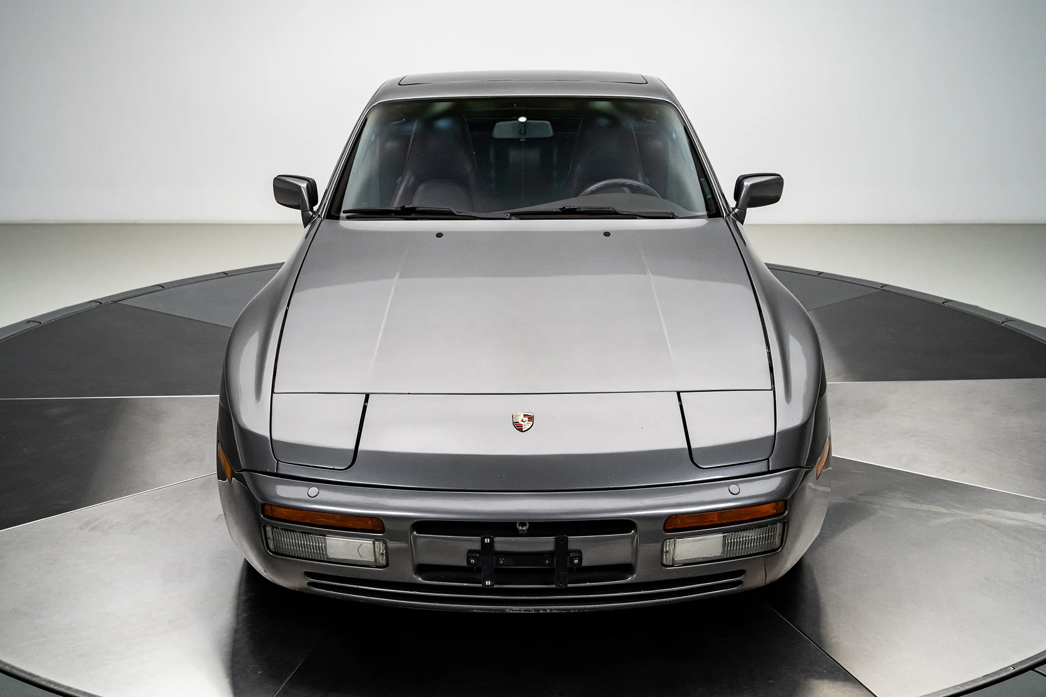 Load larger image of 1988 Porsche 944 Turbo - Stuttcars Classified