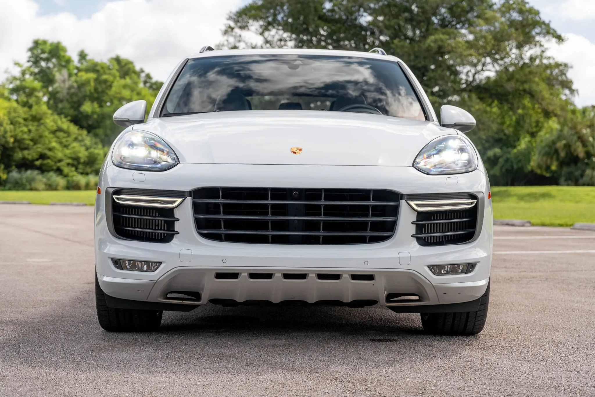 Load larger image of 2016 Porsche Cayenne GTS - Stuttcars Classified