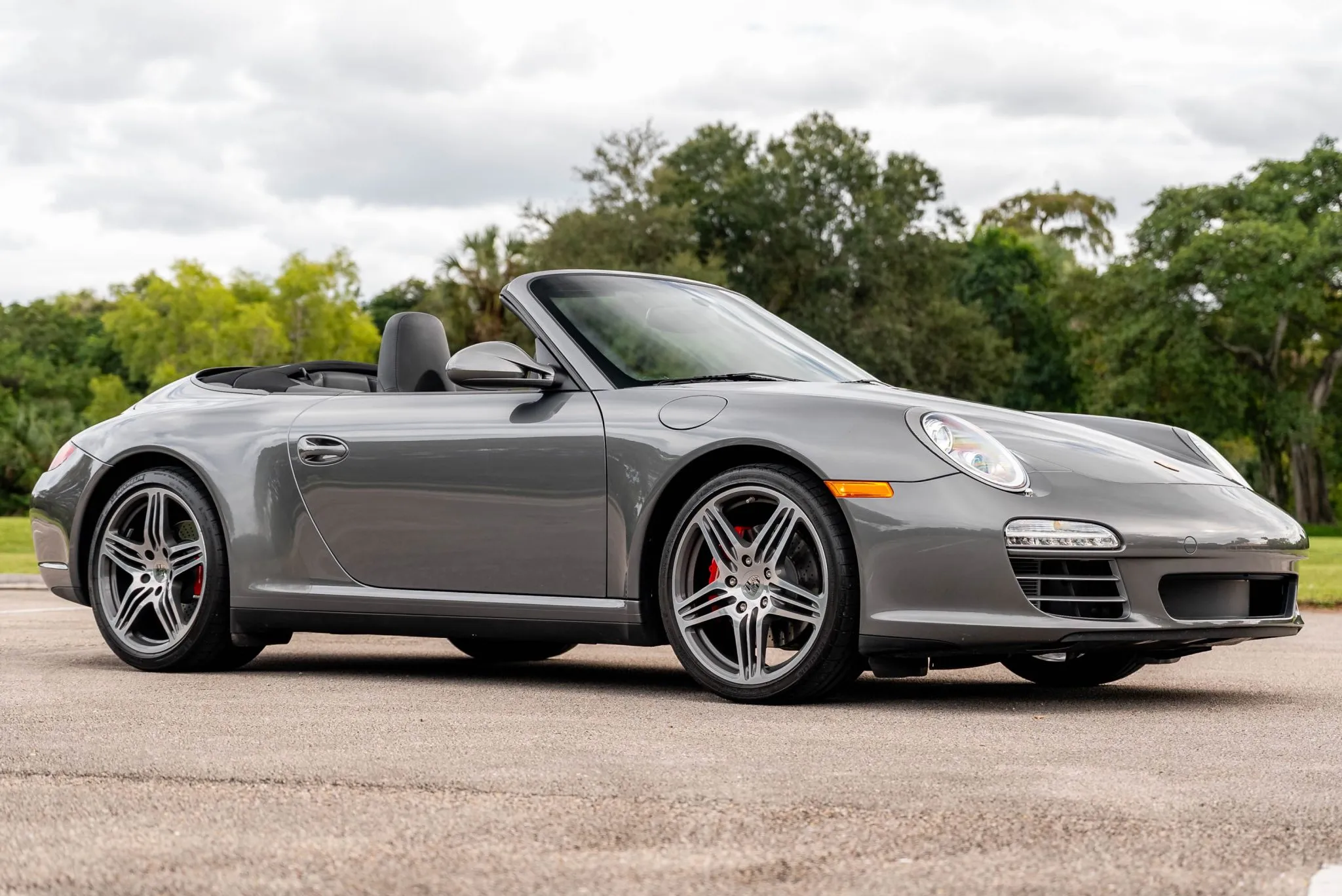 Load larger image of 2009 Porsche 911 Carrera 4S Cabriolet - Stuttcars Classified