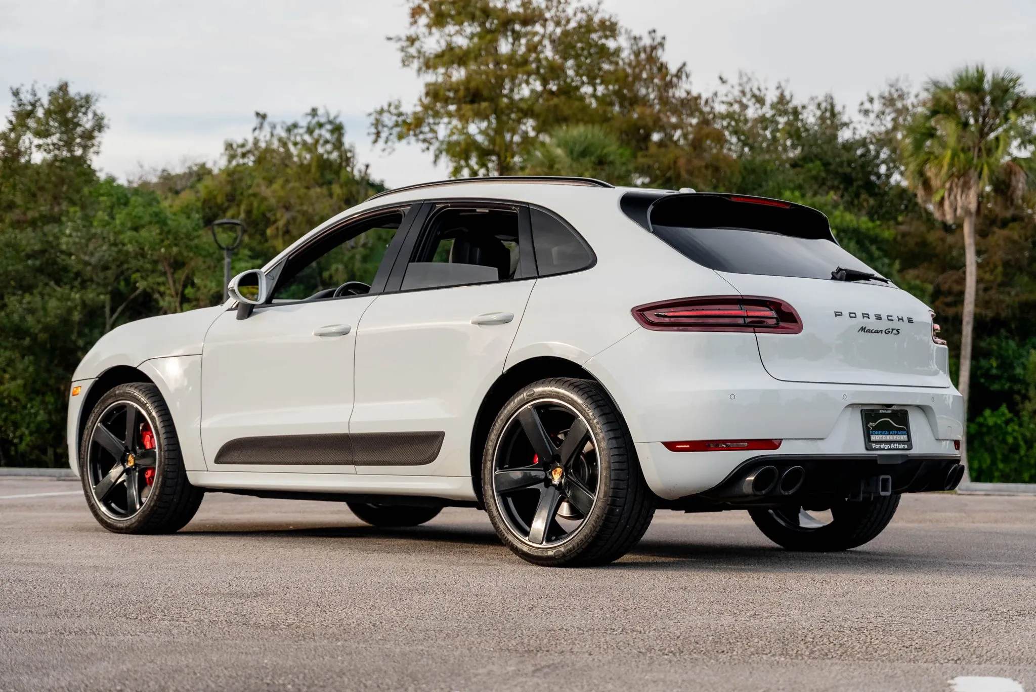 Load larger image of 2017 Porsche Macan GTS - Stuttcars Classified