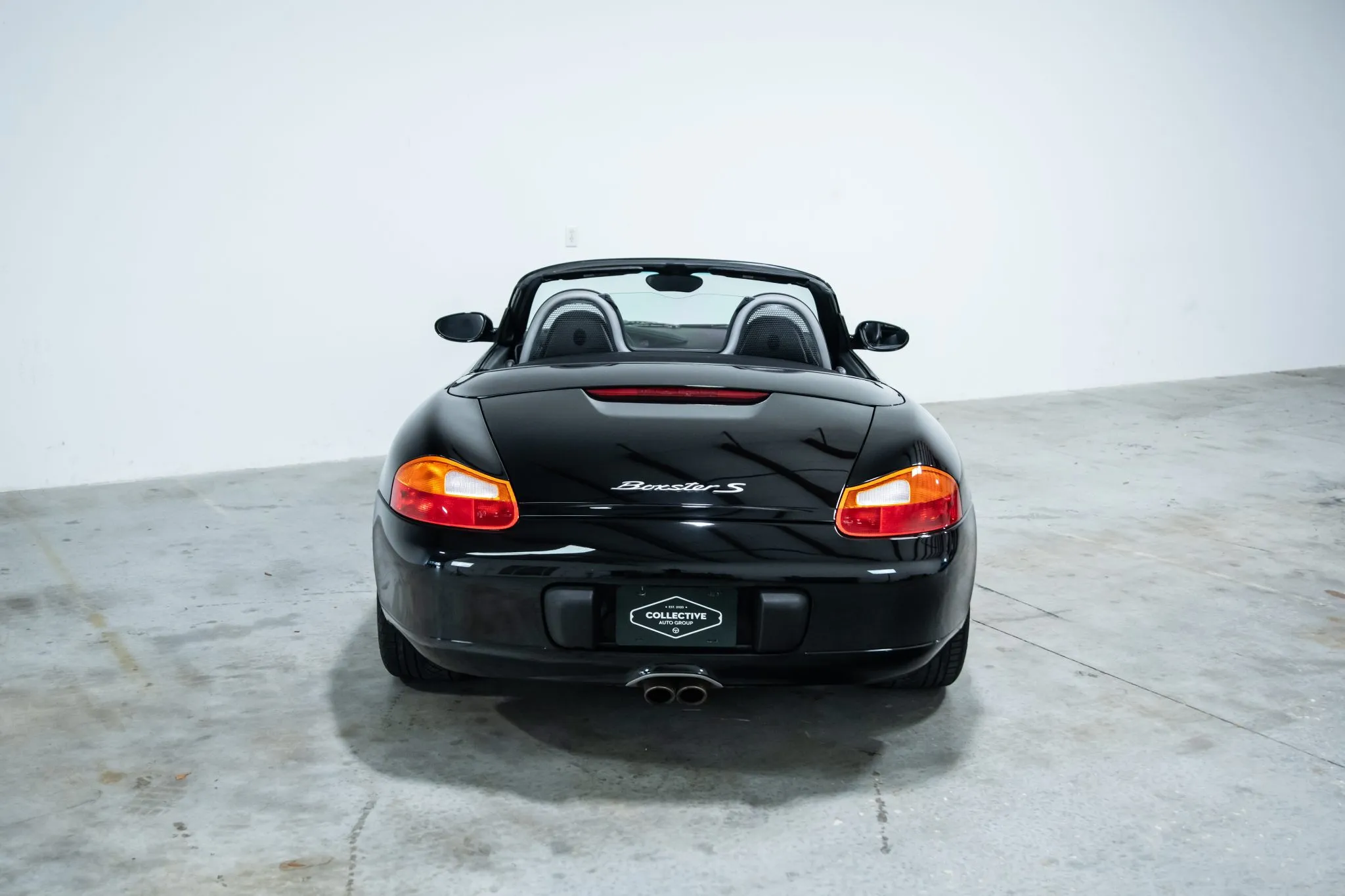 Load larger image of 2002 Porsche Boxster S - Stuttcars Classified