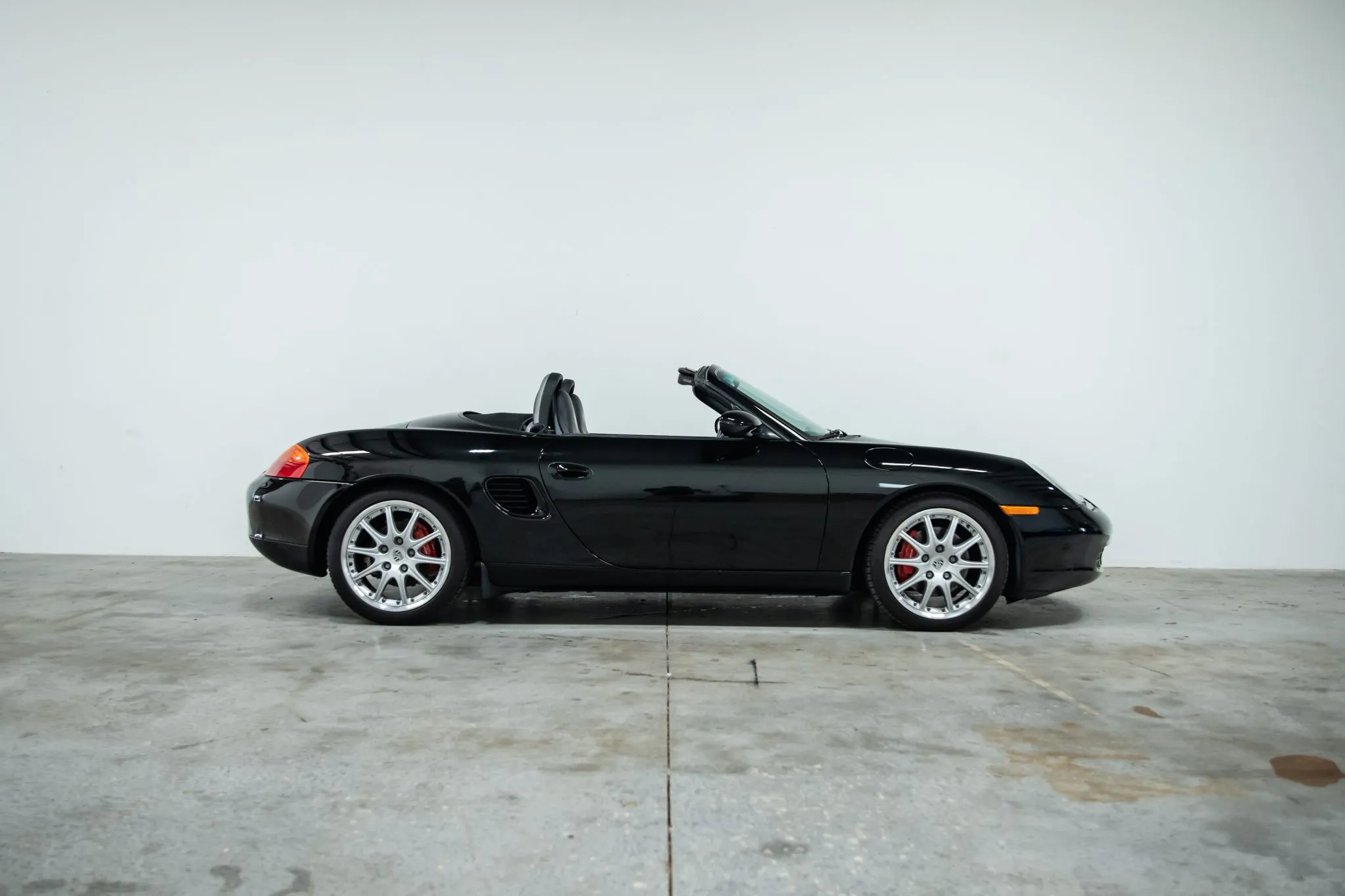Load larger image of 2002 Porsche Boxster S - Stuttcars Classified