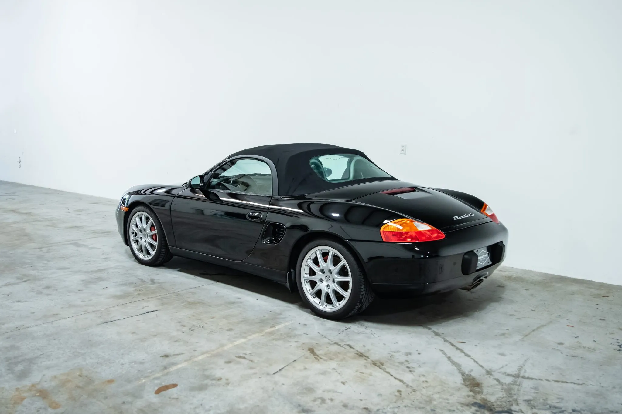 Load larger image of 2002 Porsche Boxster S - Stuttcars Classified