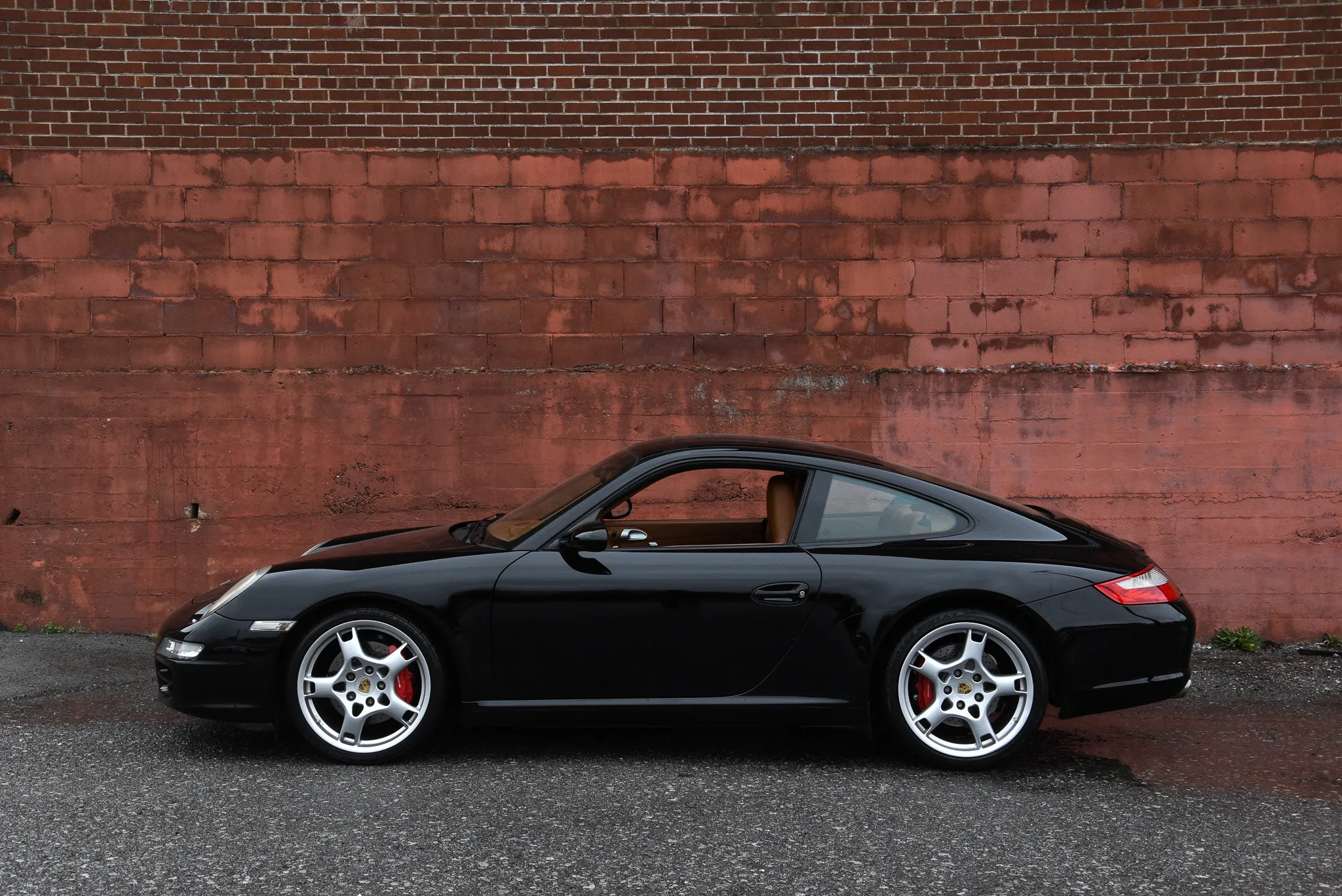 Load larger image of 2007 Porsche 911 Carrera S Coupe - Stuttcars Classified