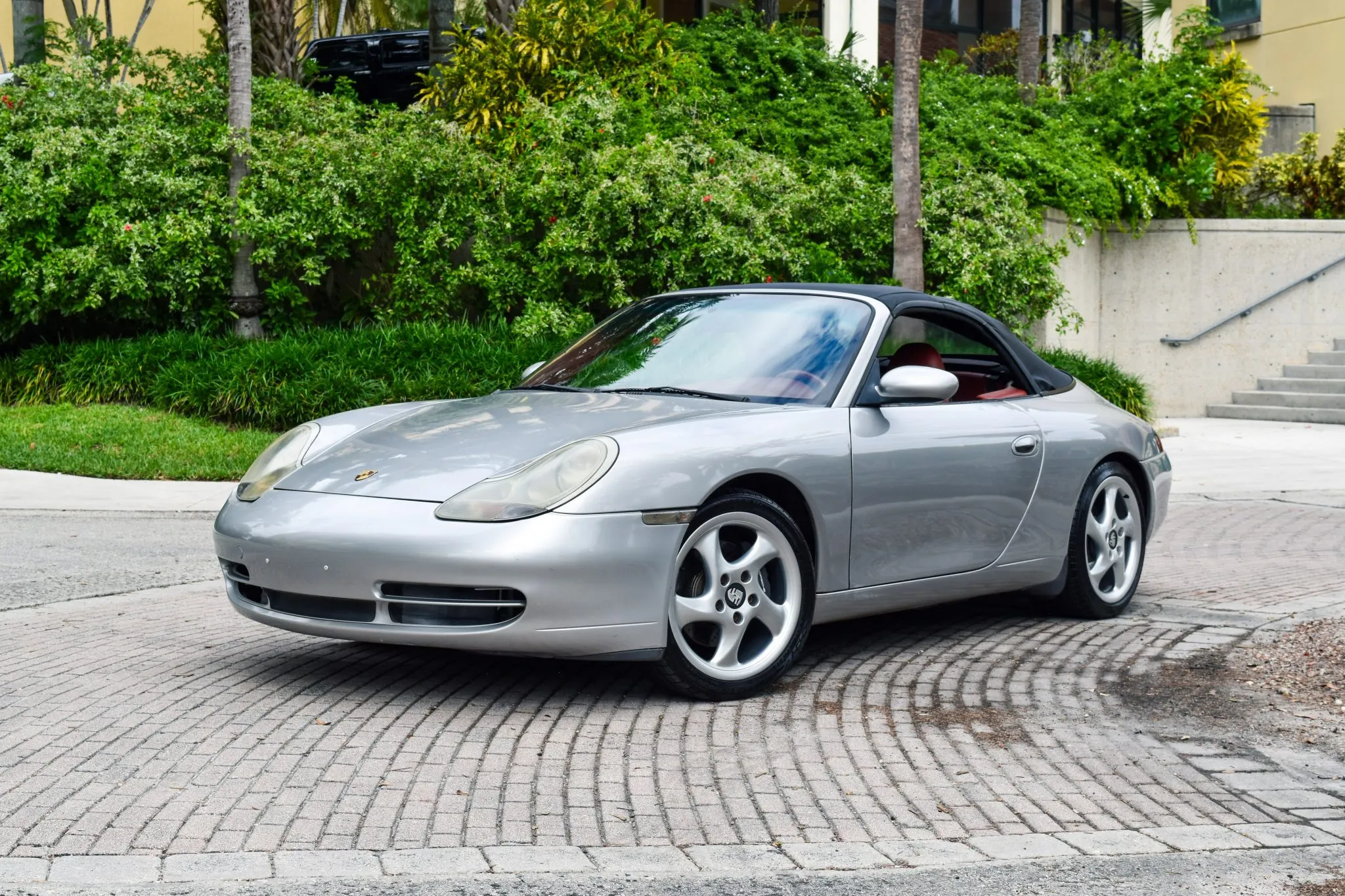 Load larger image of 2000 Porsche 911 Carrera Cabriolet - Stuttcars Classified