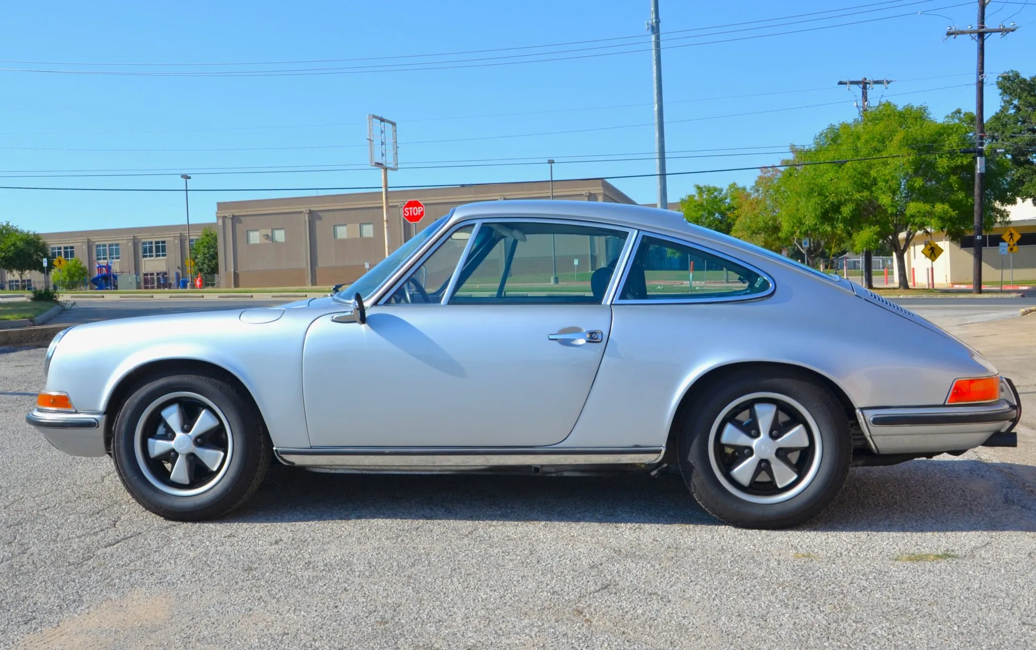 Load larger image of RoW 1969 Porsche 911S Coupe - Stuttcars Classified
