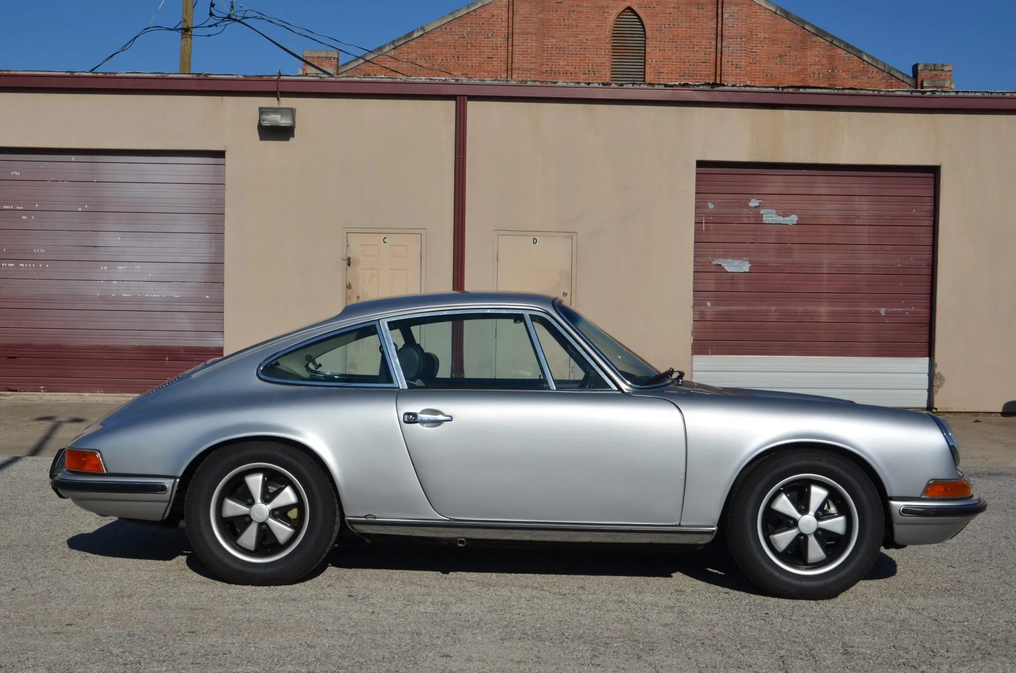 Load larger image of RoW 1969 Porsche 911S Coupe - Stuttcars Classified