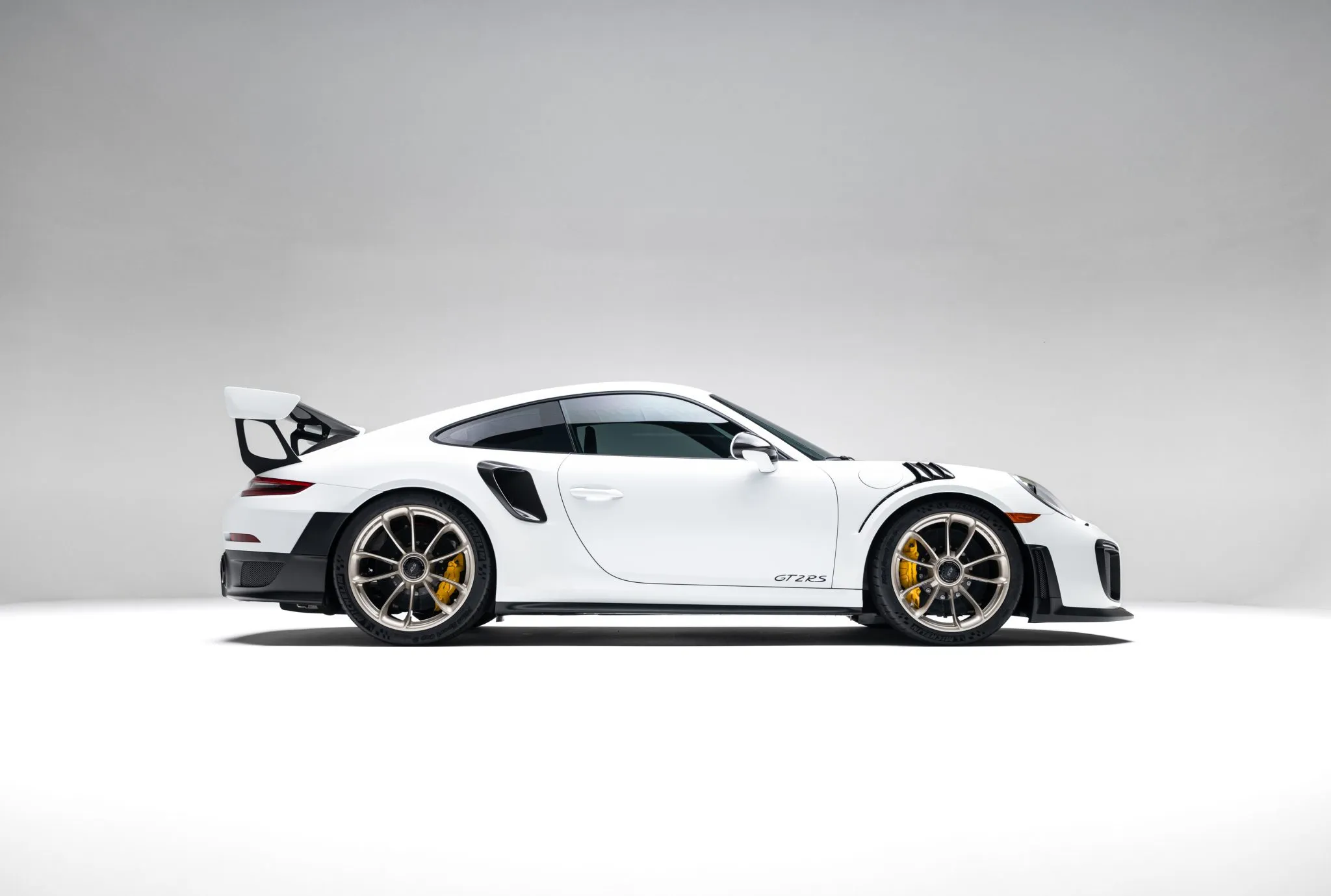 Load larger image of 2019 Porsche 911 GT2 RS - Stuttcars Classified