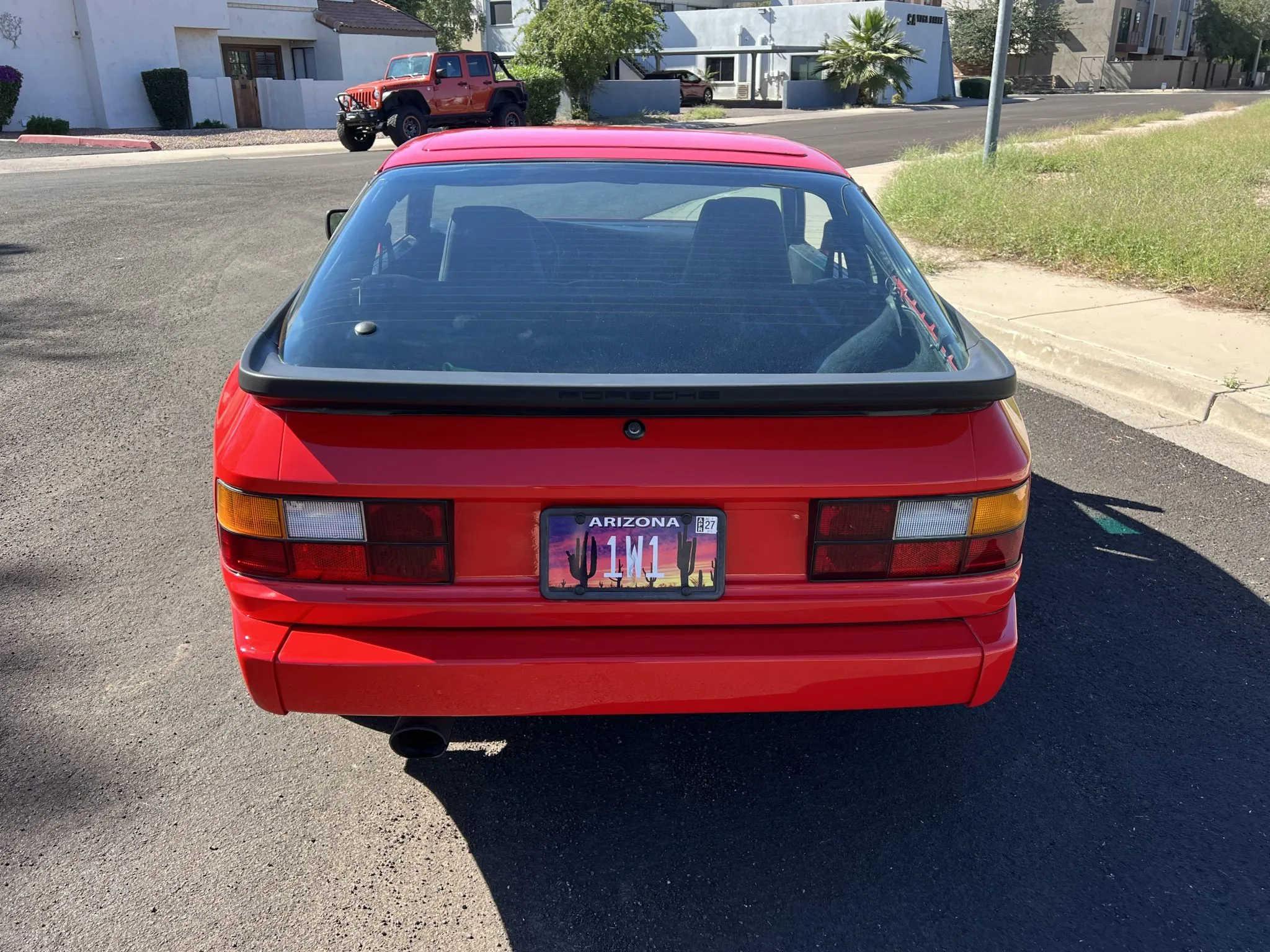 Load larger image of 1985 Porsche 944 - Stuttcars Classified