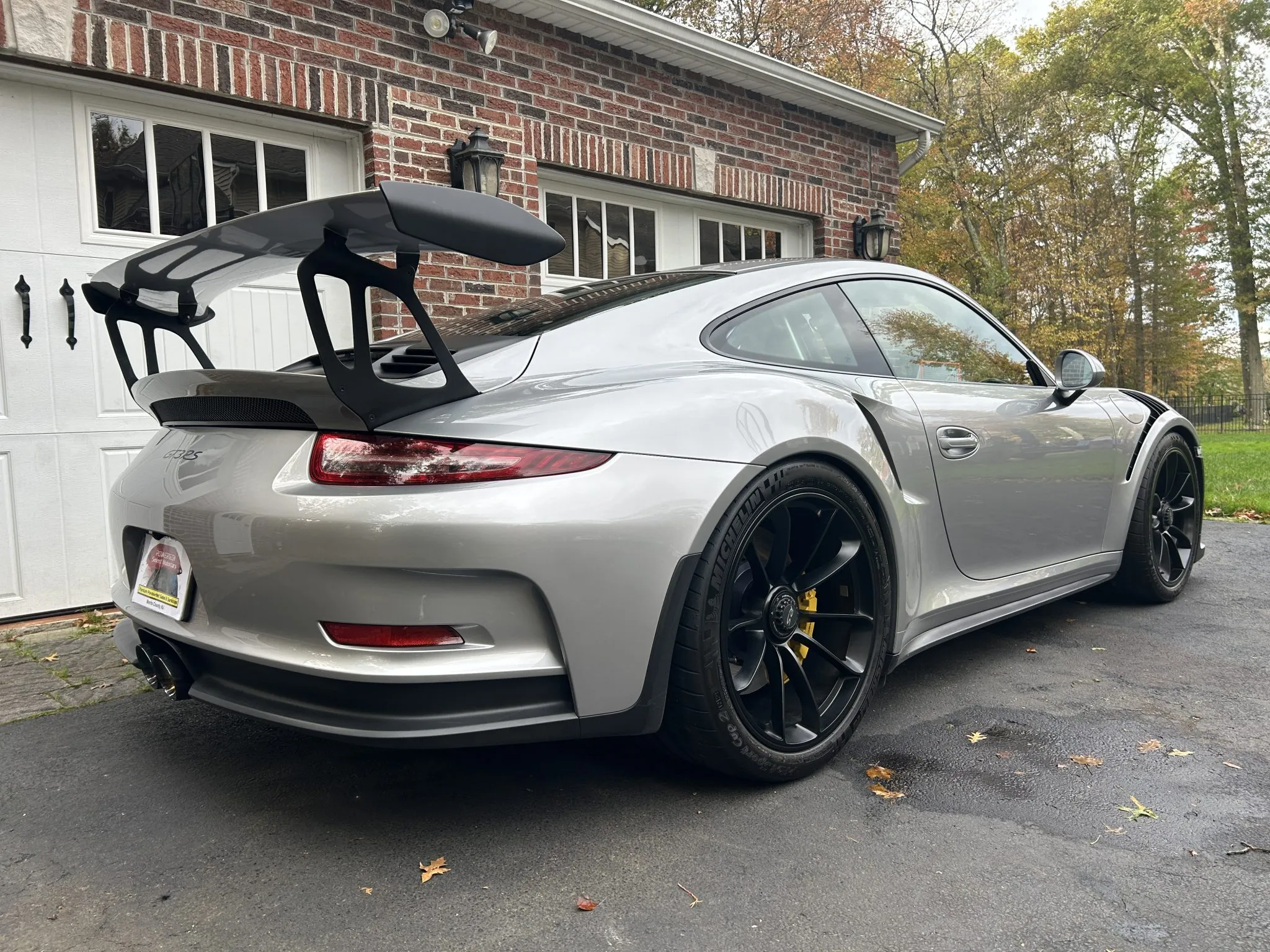 Load larger image of 2016 Porsche 911 GT3 RS - Stuttcars Classified