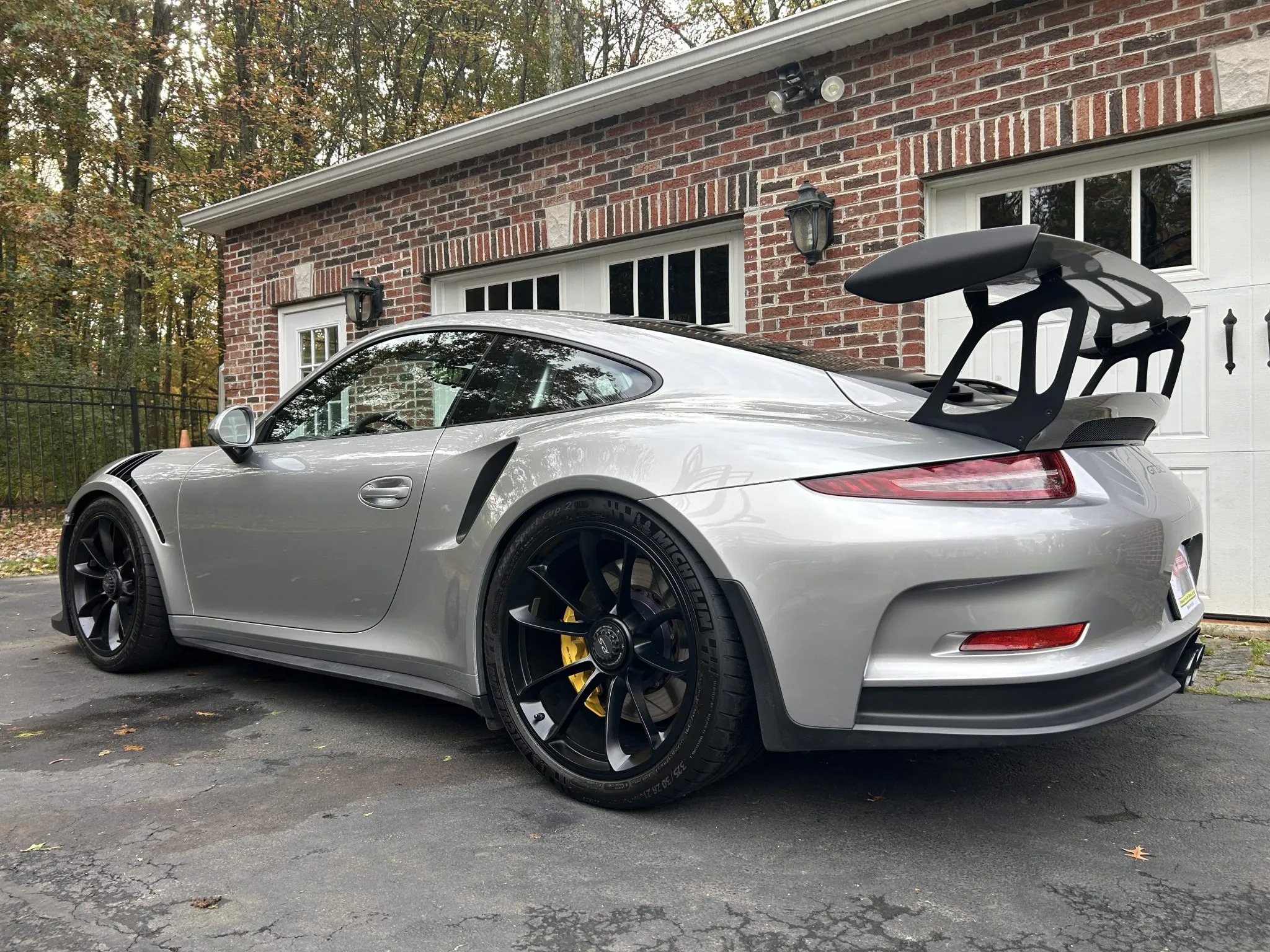 Load larger image of 2016 Porsche 911 GT3 RS - Stuttcars Classified