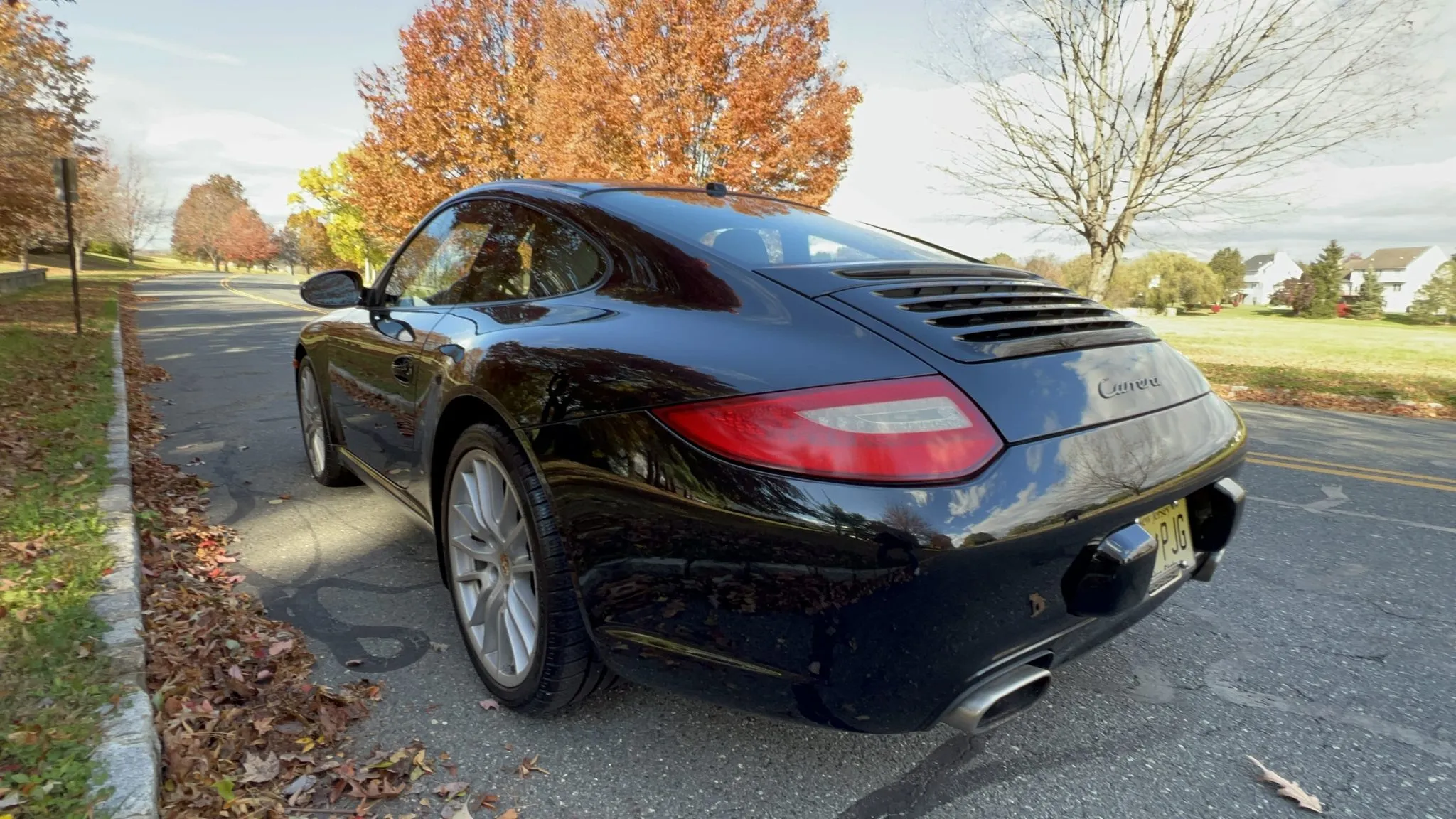 Load larger image of 2009 Porsche 911 Carrera Coupe - Stuttcars Classified
