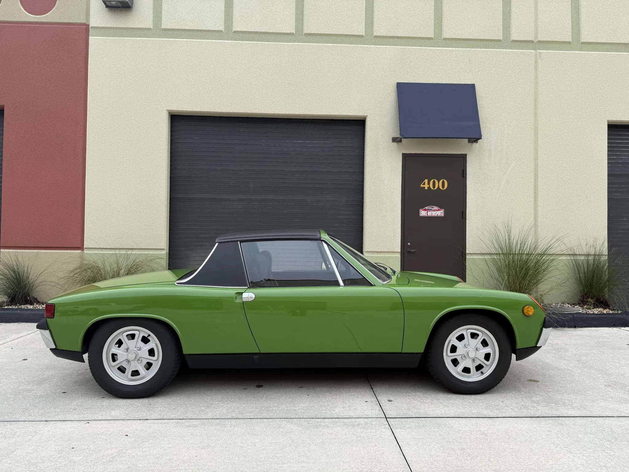 Load larger image of 1972 Porsche 914 - Stuttcars Classified