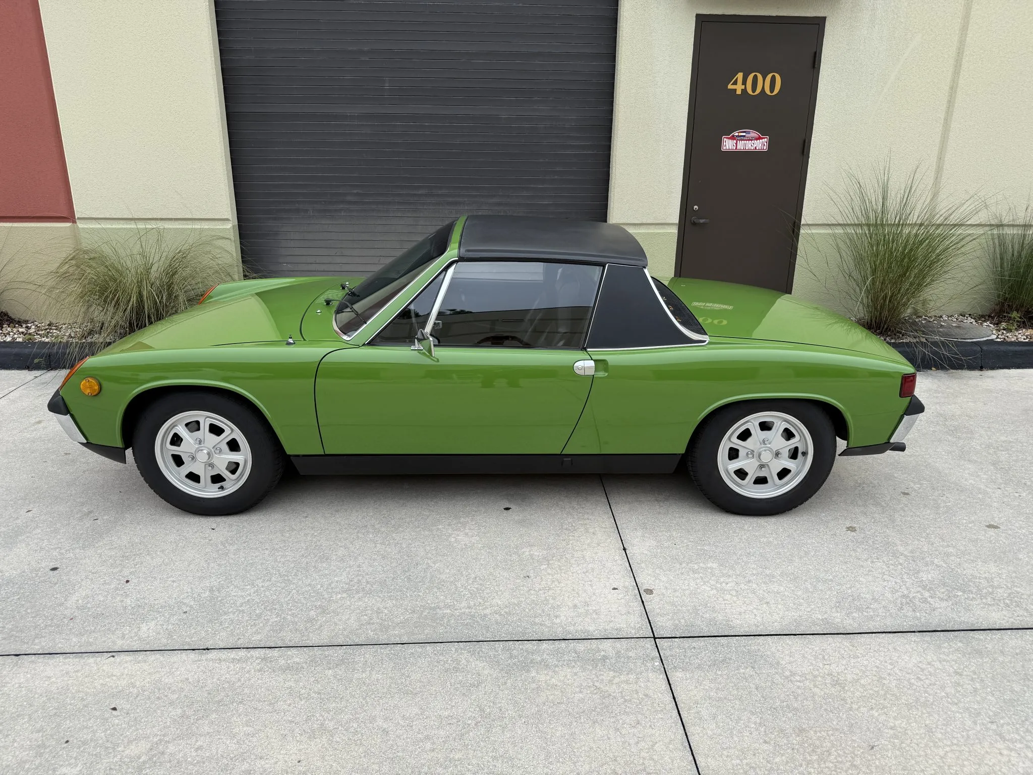 Load larger image of 1972 Porsche 914 - Stuttcars Classified
